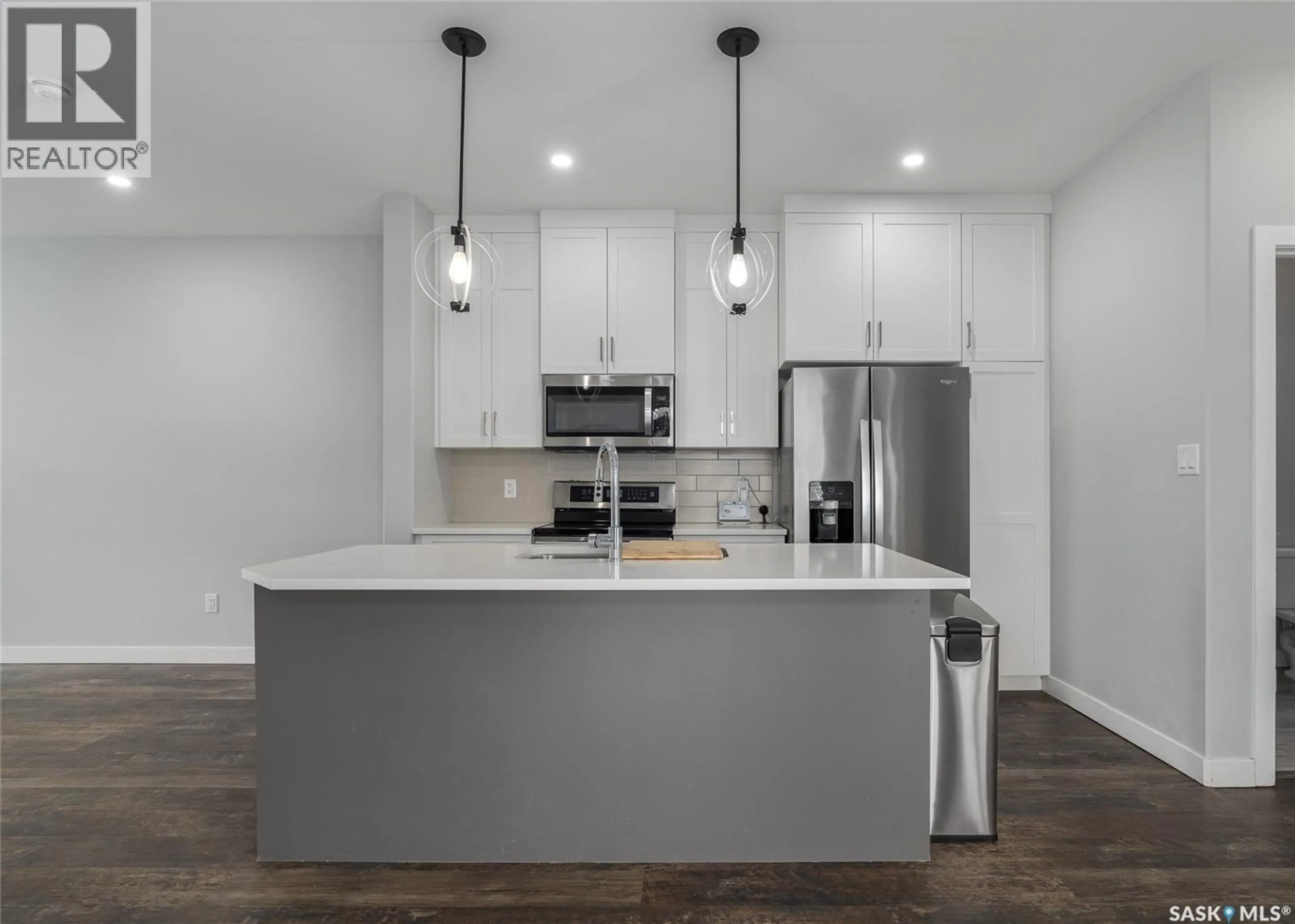 Open concept kitchen, unknown for 5140 SIMARD AVENUE, Regina Saskatchewan S4V3W5