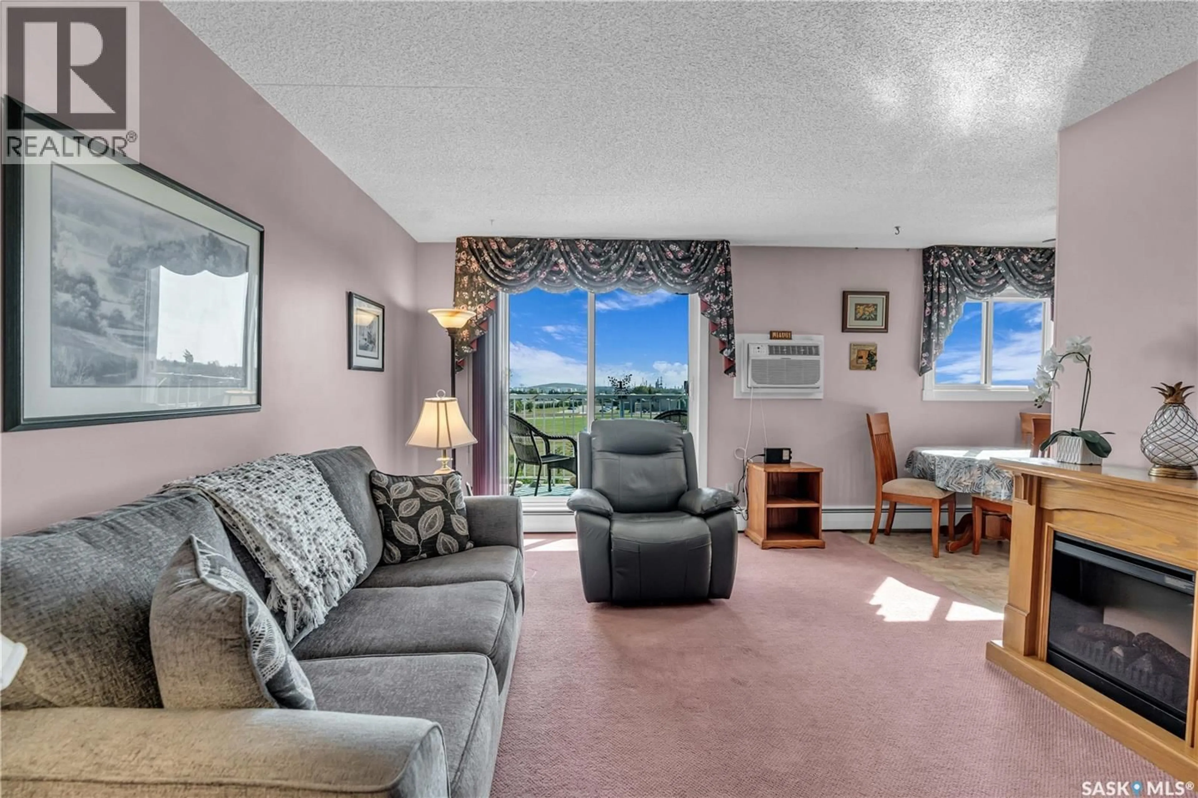 Living room with furniture, unknown for 613 KLEISINGER CRESCENT, Regina Saskatchewan S4R7M3