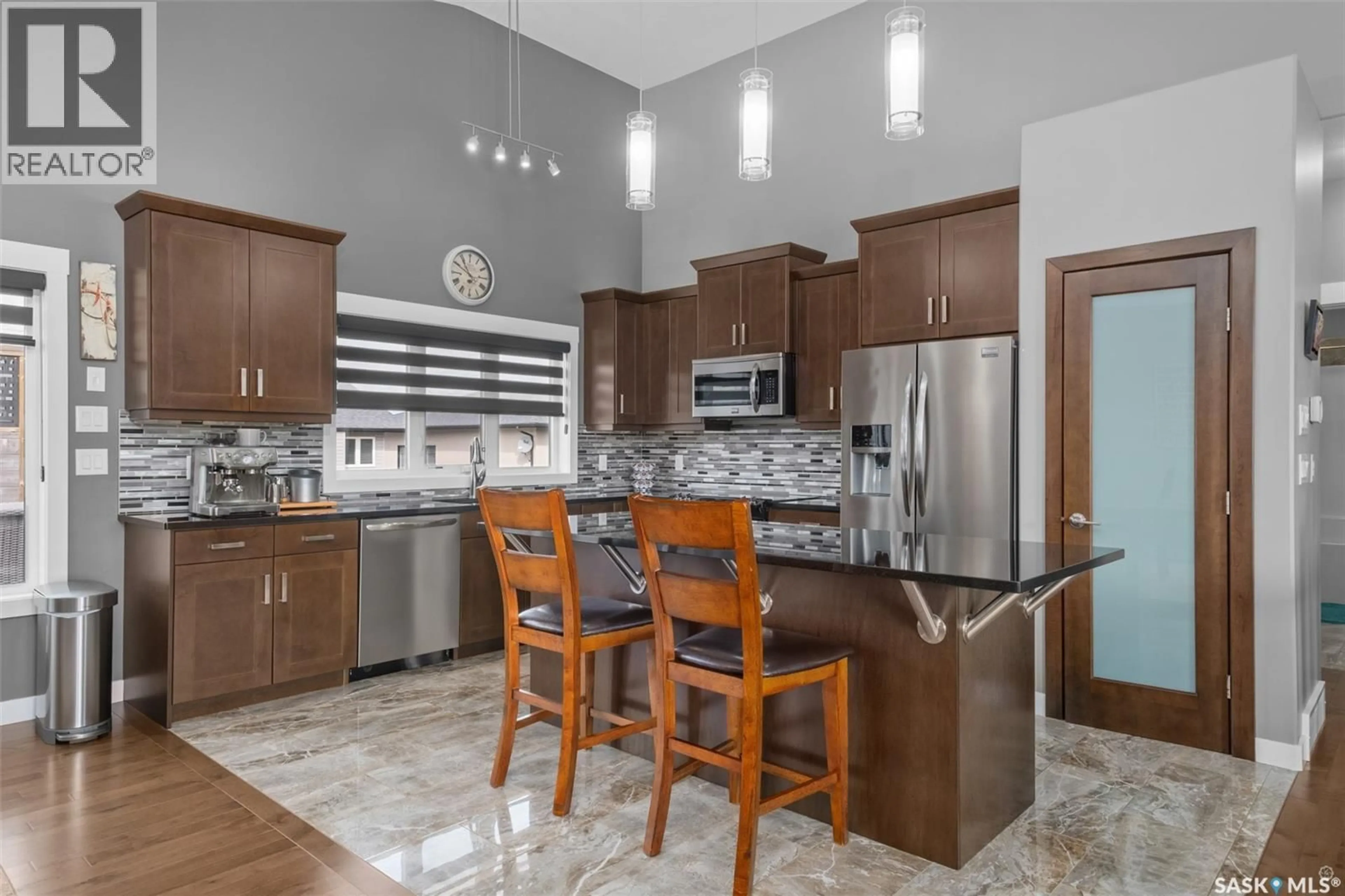 Contemporary kitchen, ceramic/tile floor for 19 GREENSHIELDS LANE, Prince Albert Saskatchewan S6X0A6