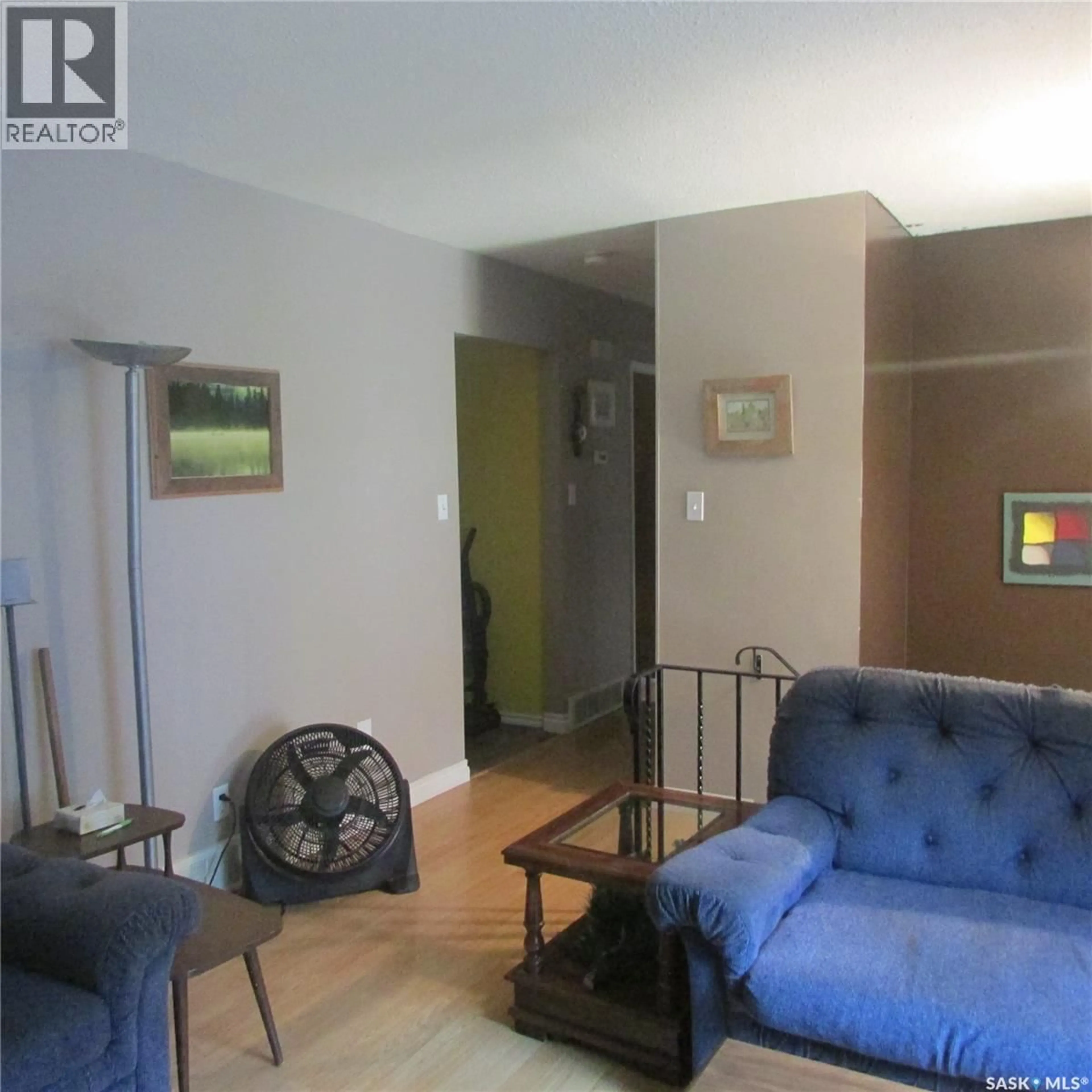 Living room with furniture, unknown for 343 BRUCE STREET, Regina Saskatchewan S4R5H2