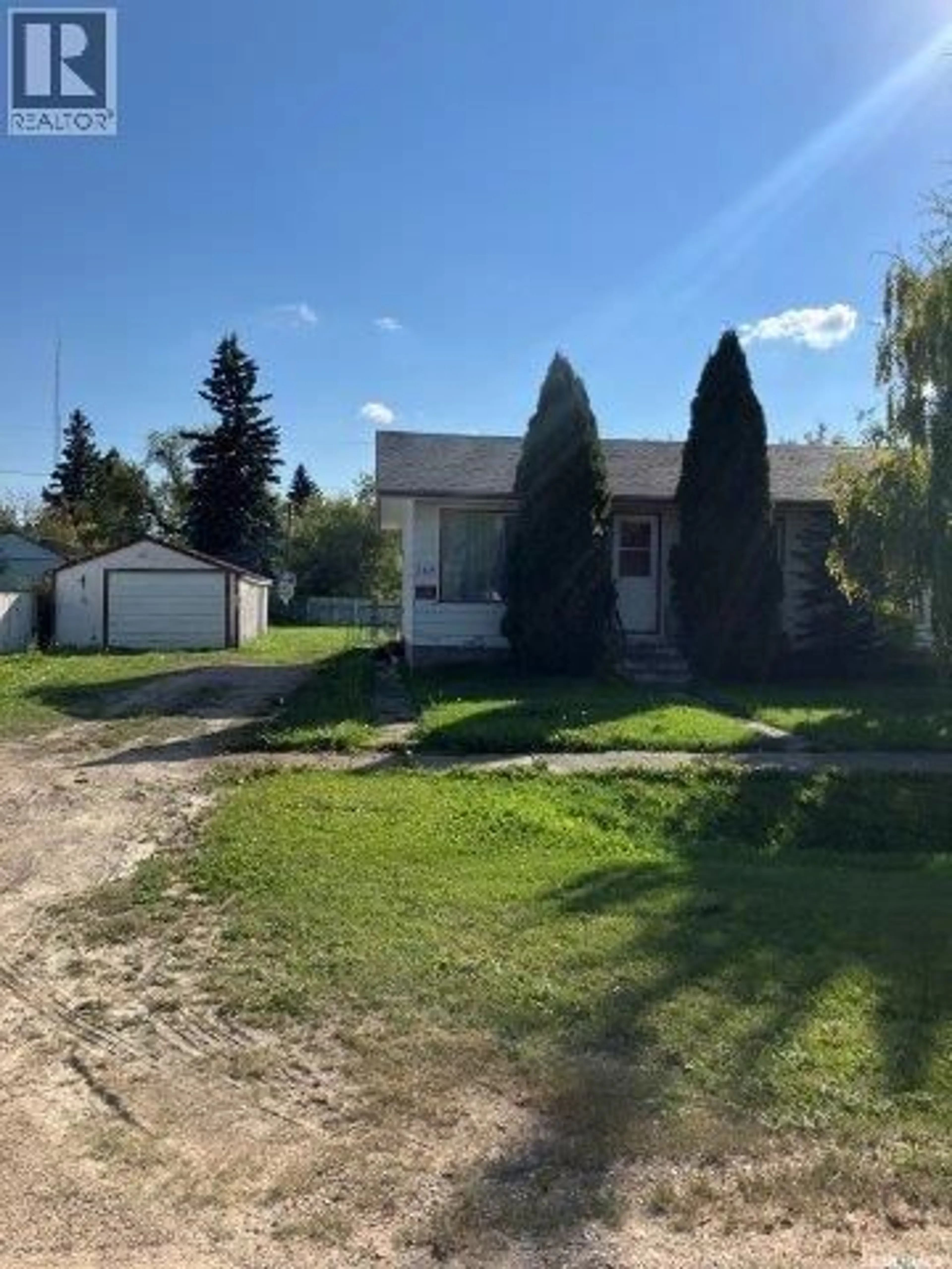 A pic from outside/outdoor area/front of a property/back of a property/a pic from drone, street for 165 2ND AVENUE, Goodeve Saskatchewan S0A1C0