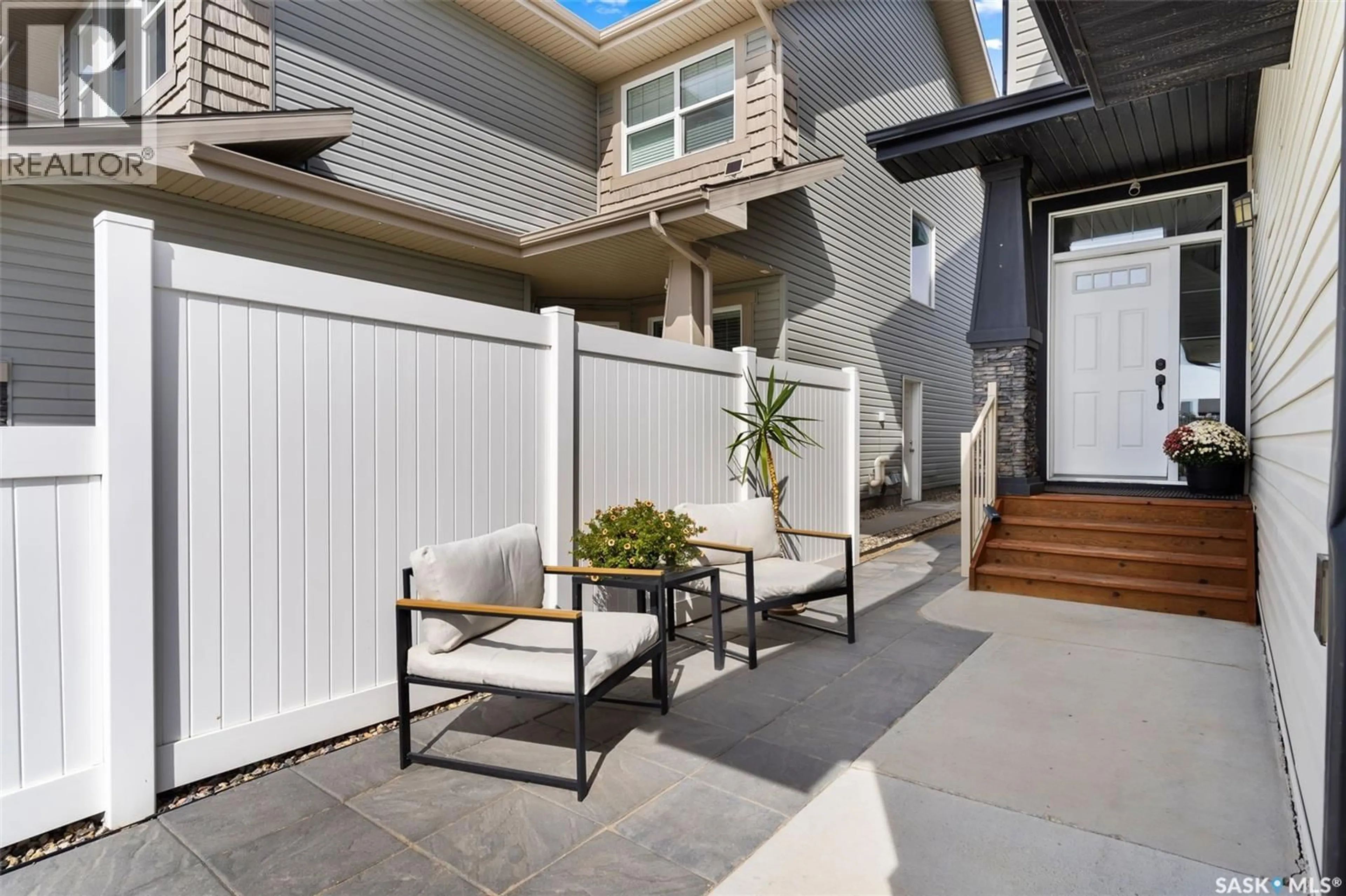 Patio, street for 5428 GREEN APPLE DRIVE, Regina Saskatchewan S4V3M8