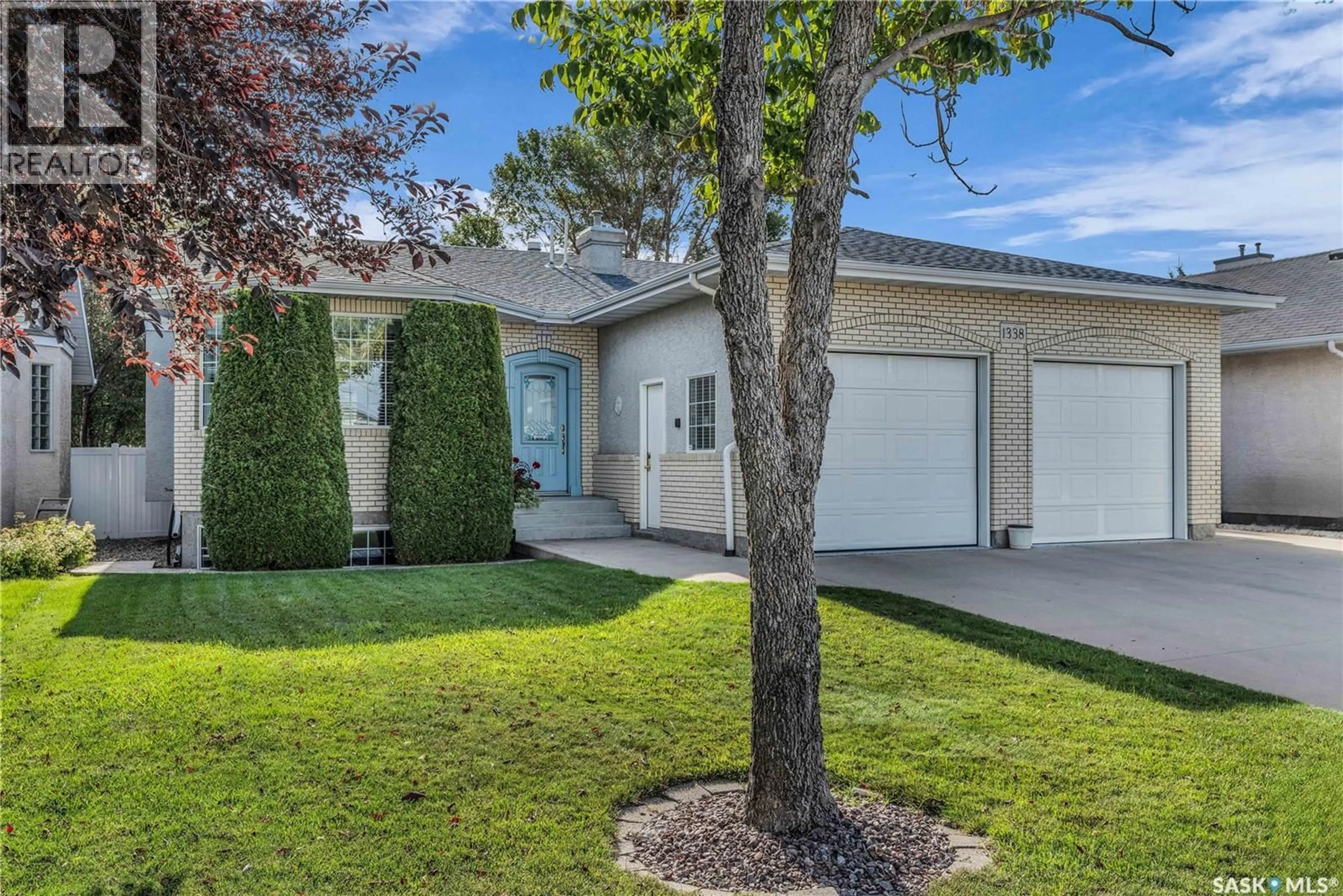 Home with vinyl exterior material, street for 1338 LAPCHUK CRESCENT, Regina Saskatchewan S4X4K6