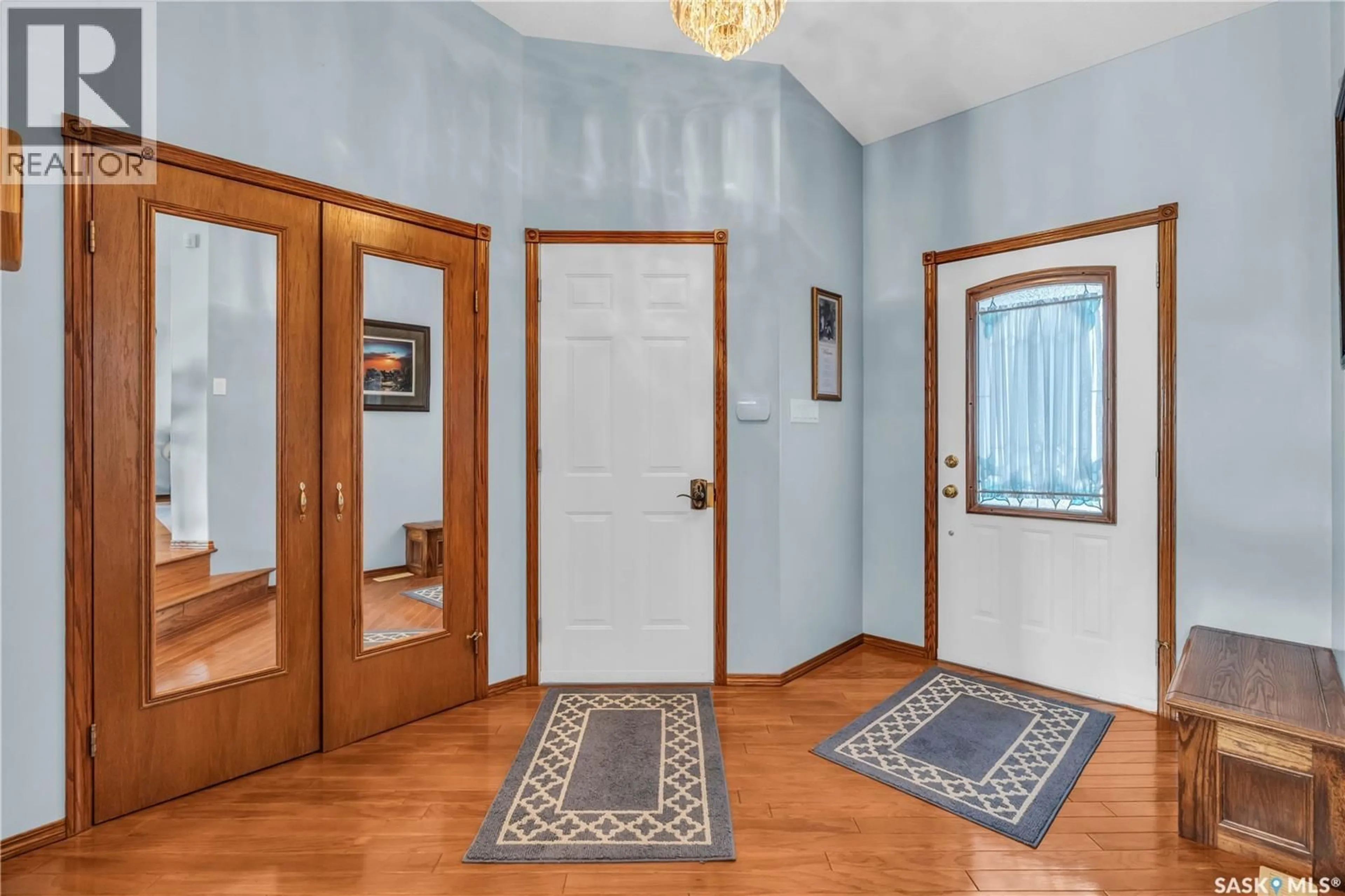 Indoor entryway for 1338 LAPCHUK CRESCENT, Regina Saskatchewan S4X4K6