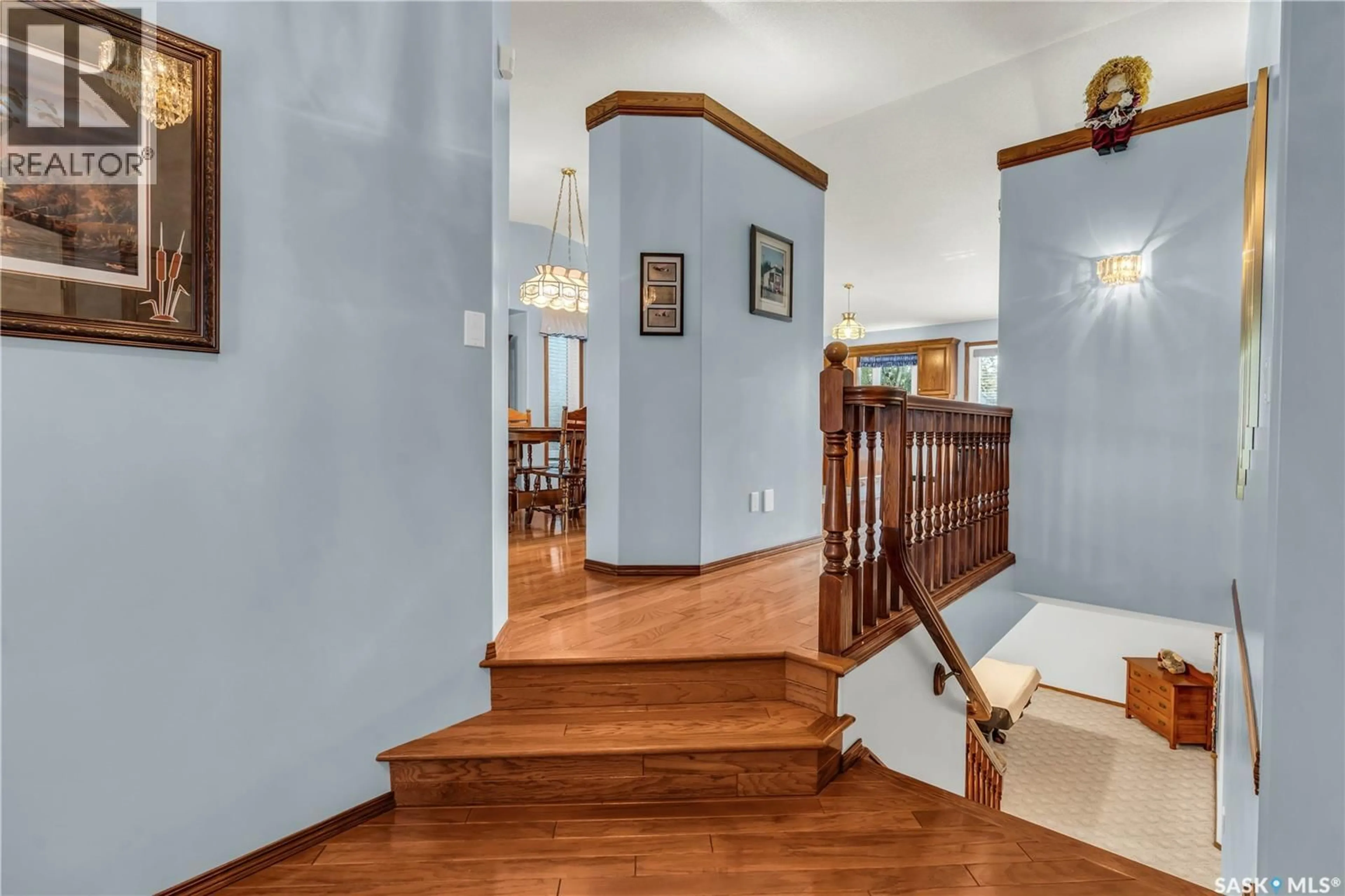 Indoor foyer for 1338 LAPCHUK CRESCENT, Regina Saskatchewan S4X4K6