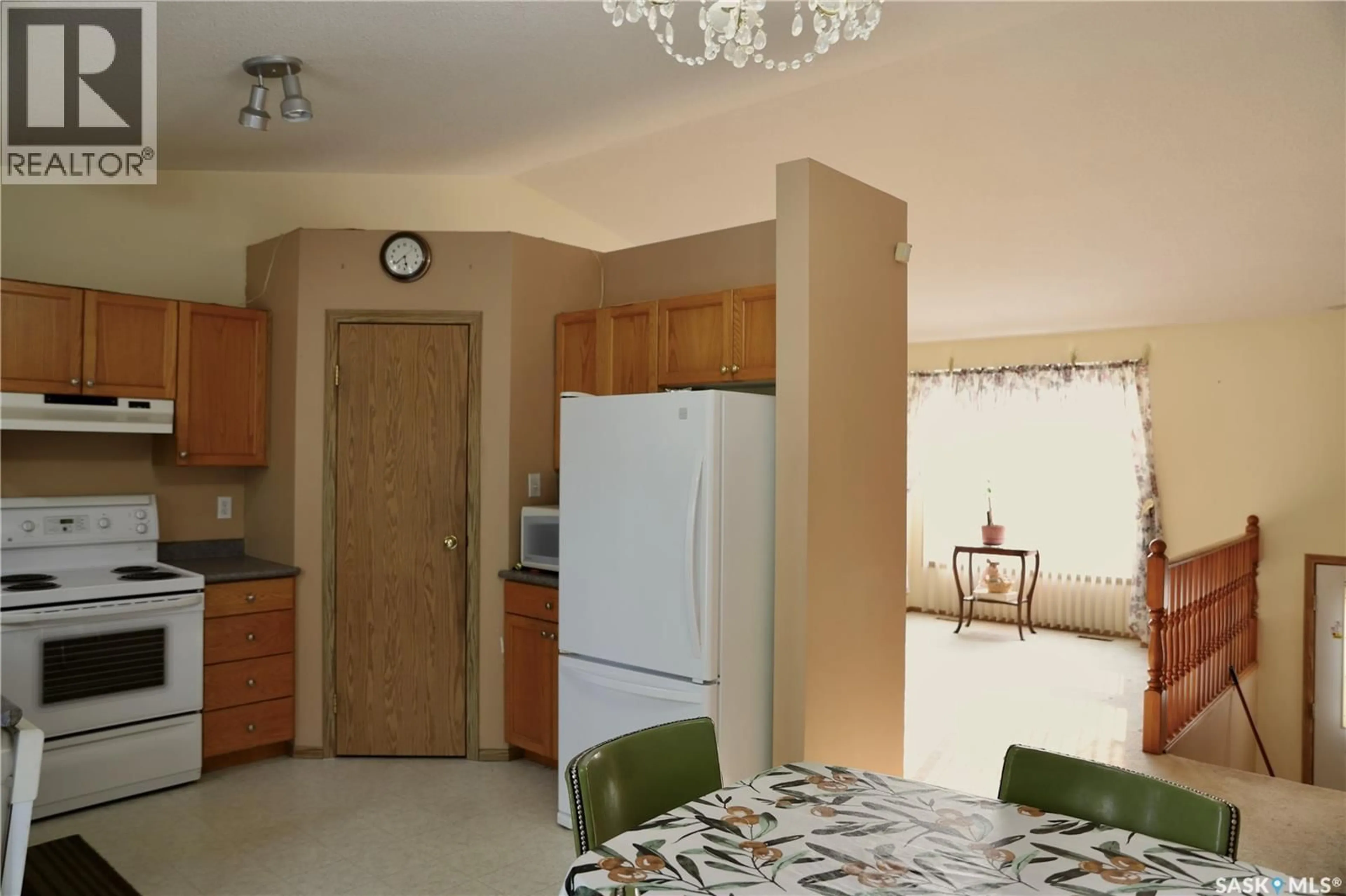 Standard kitchen, ceramic/tile floor for 3120 5TH AVENUE, Prince Albert Saskatchewan S6V8C4