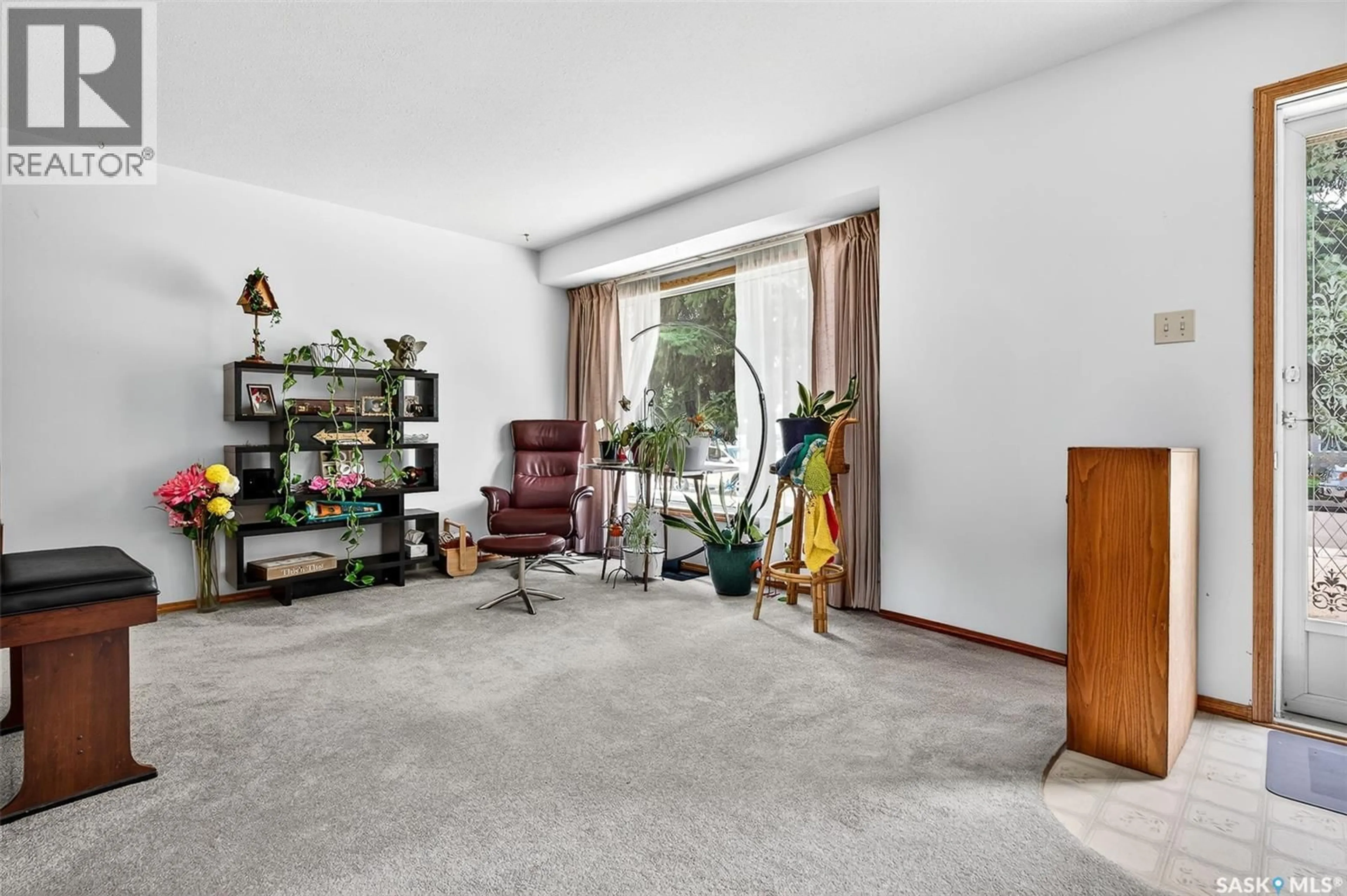 A pic of a room for 1138 7TH AVENUE, Moose Jaw Saskatchewan S6H4C5