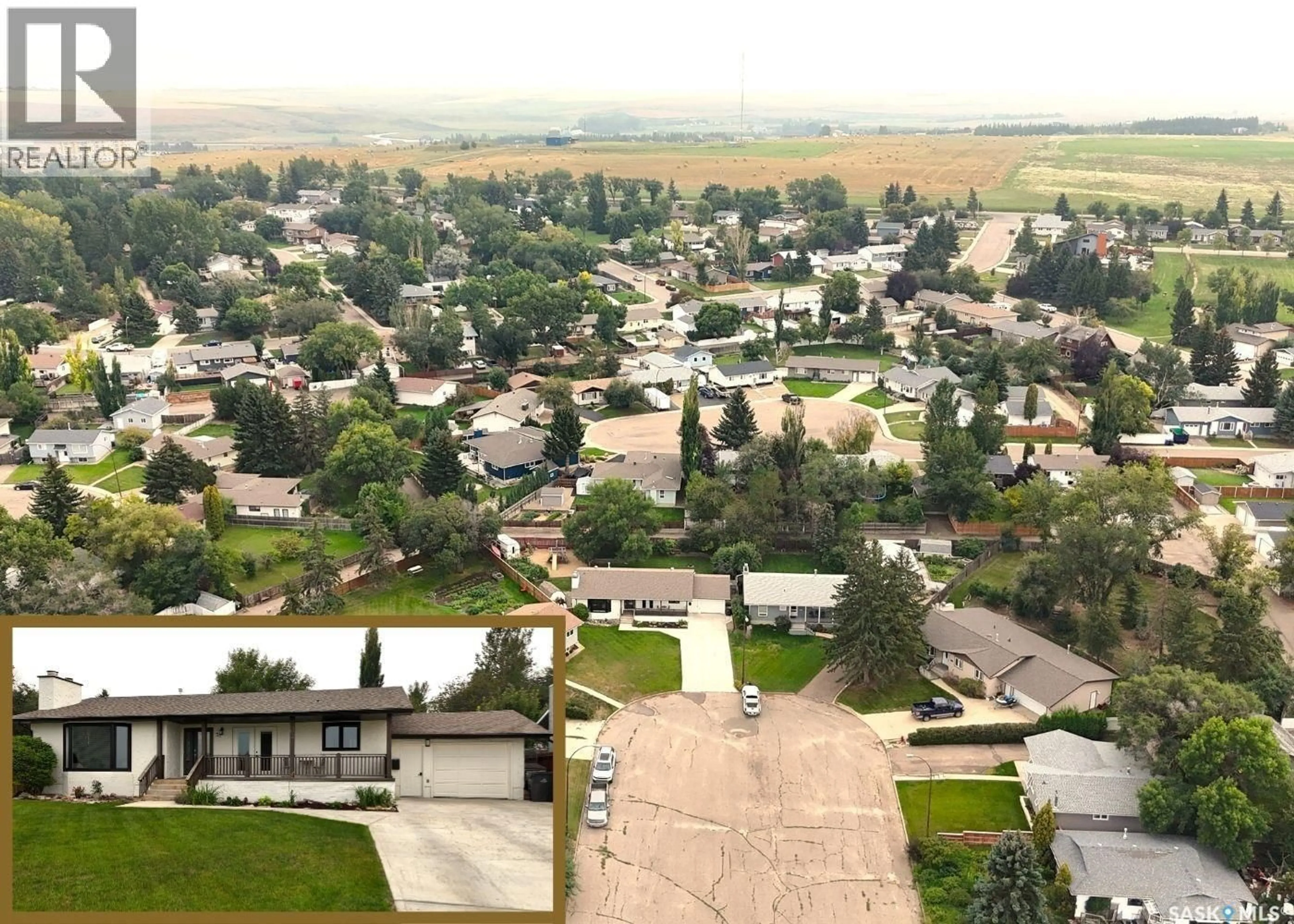 A pic from outside/outdoor area/front of a property/back of a property/a pic from drone, mountain view for 32 WEST PLACE, Swift Current Saskatchewan S9H4C7