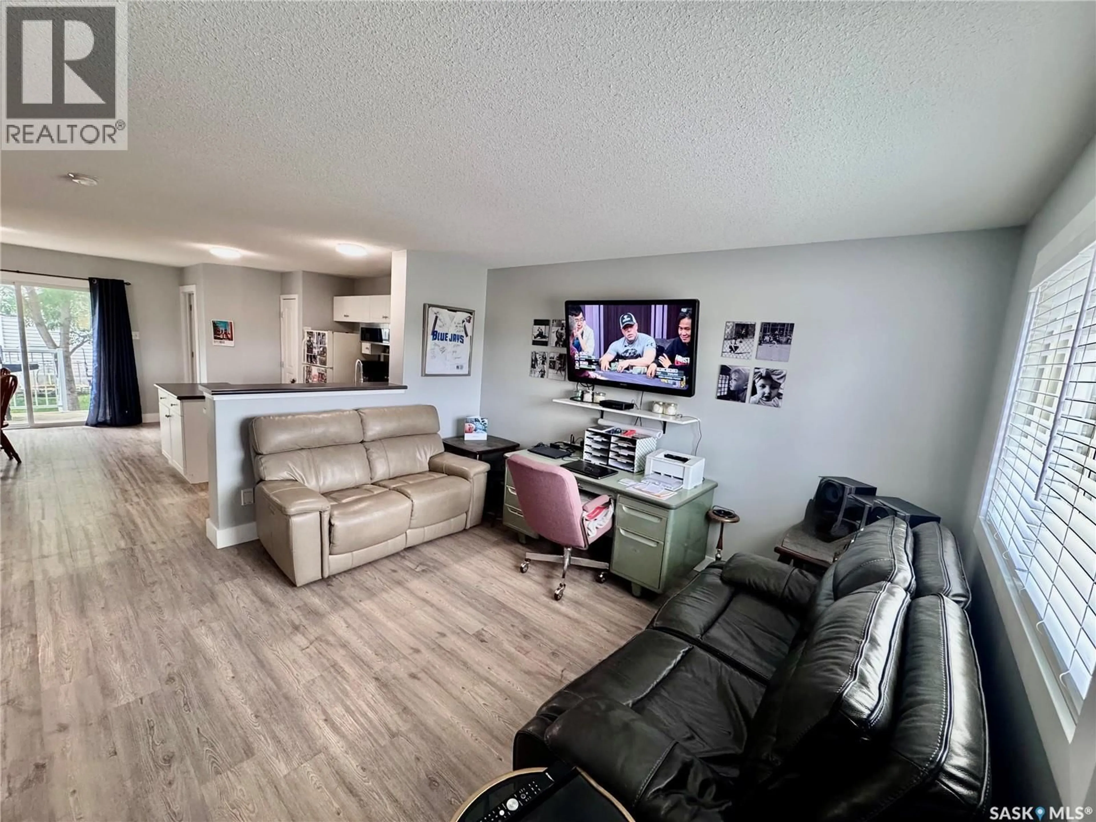 Living room with furniture, unknown for 851 - 307 CHESTER ROAD, Moose Jaw Saskatchewan S6J0A4