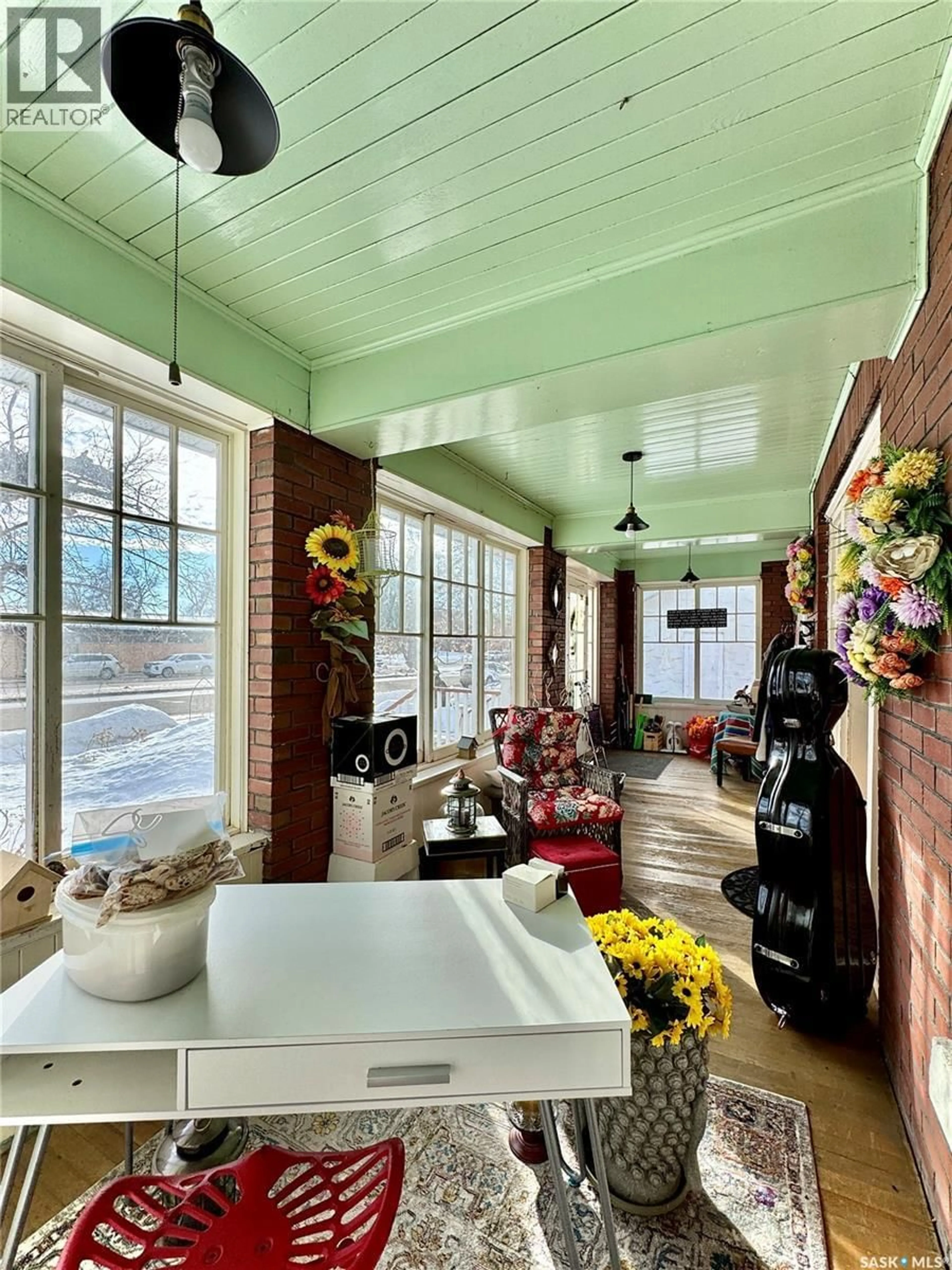 Indoor entryway for E - 89 SMITH STREET, Yorkton Saskatchewan S3N0H7