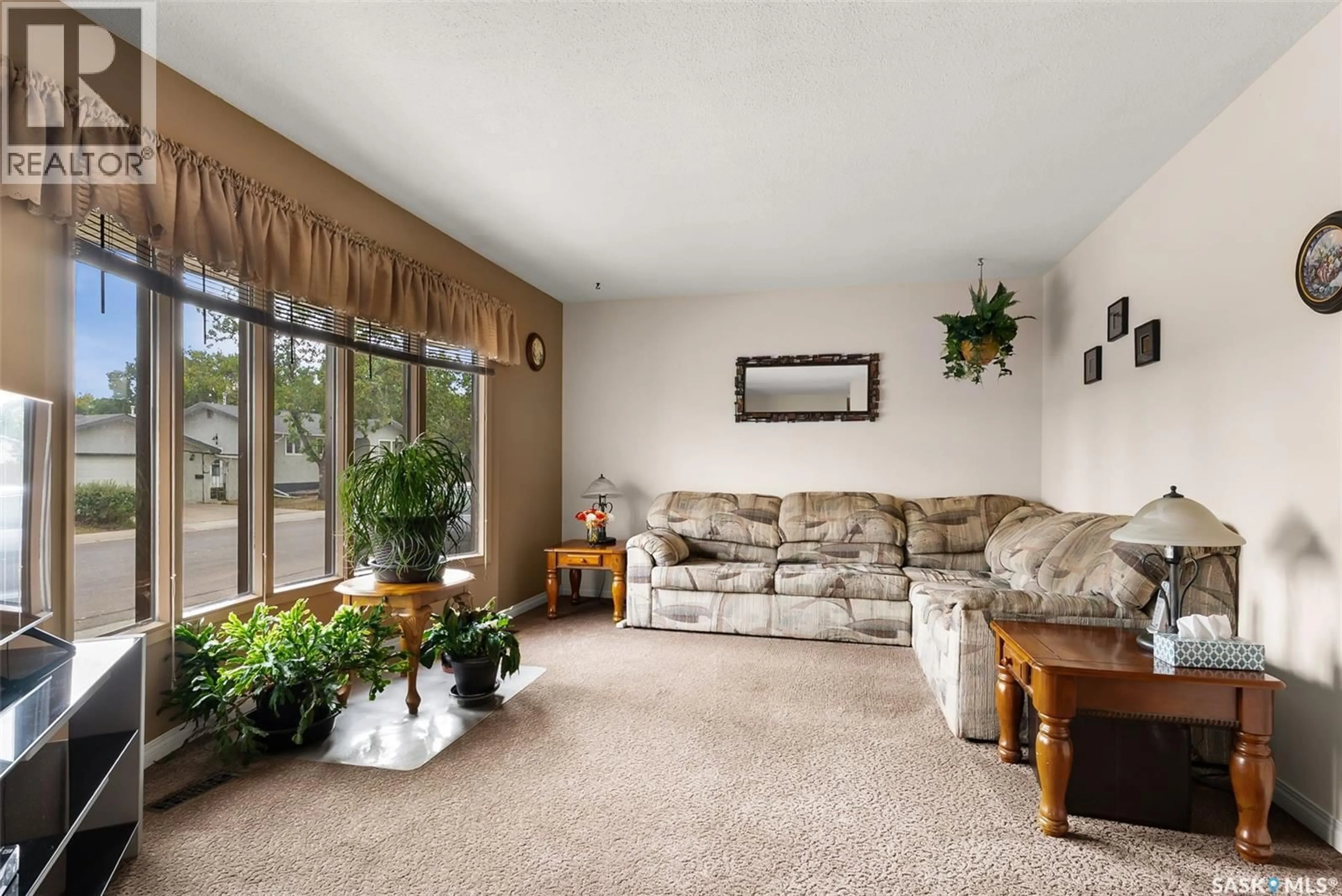 Living room with furniture, unknown for 302 CAVENDISH STREET, Regina Saskatchewan S4N4J8