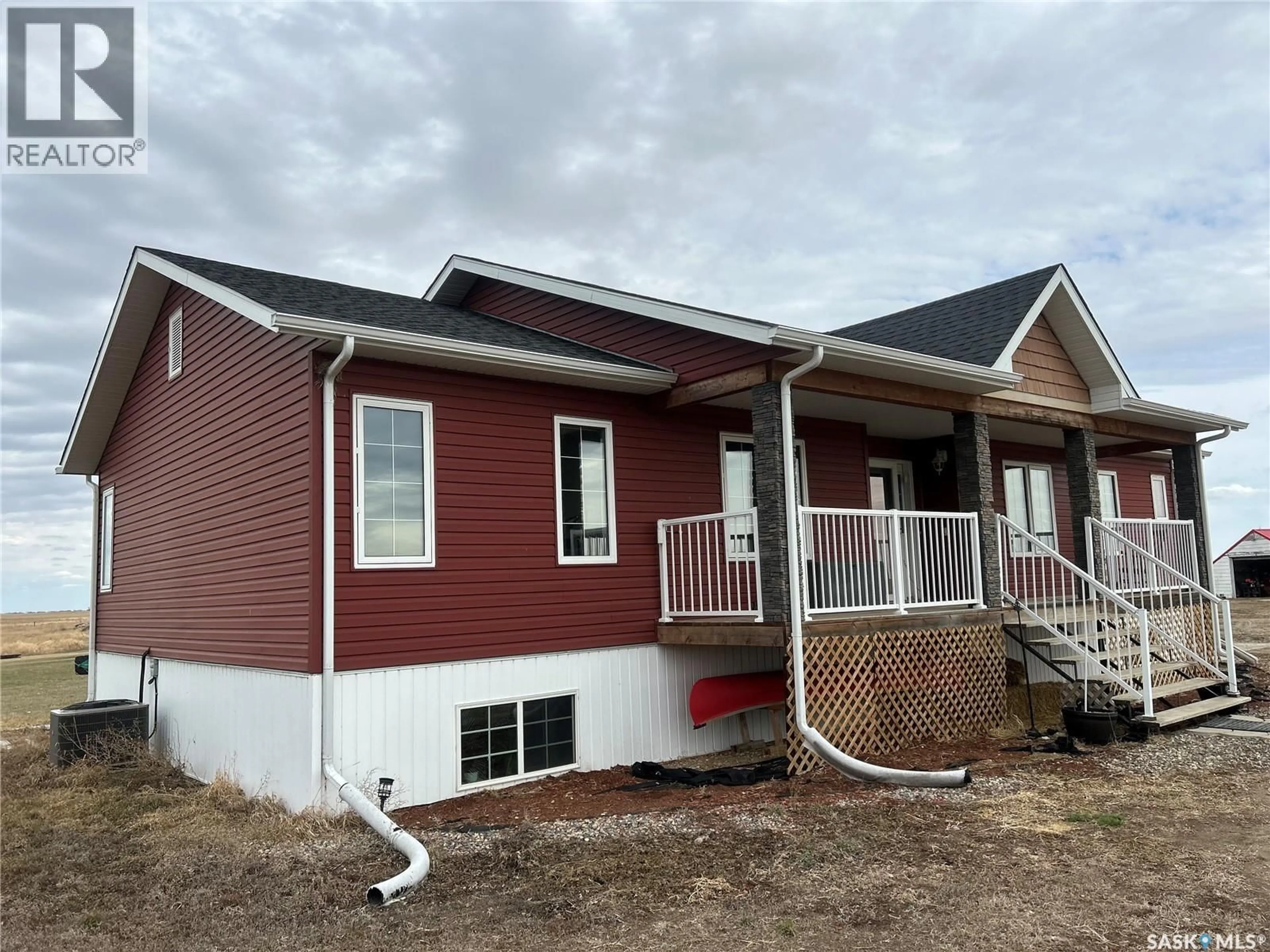 Home with vinyl exterior material, building for ACREAGE NE AIRPORT ROAD, Estevan Saskatchewan S4A2H7