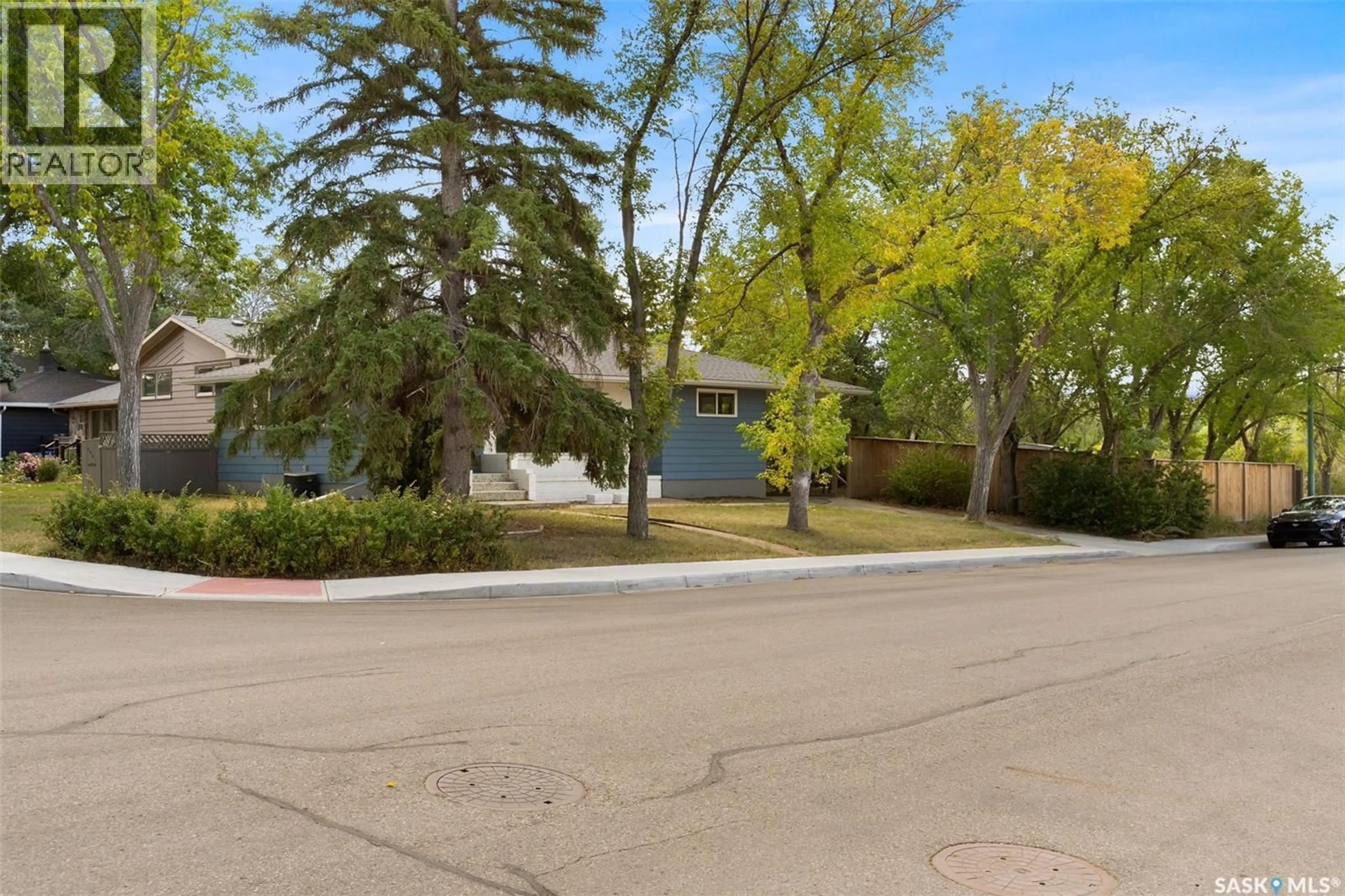 Unknown for 3347 QUEEN STREET, Regina Saskatchewan S4S1B2