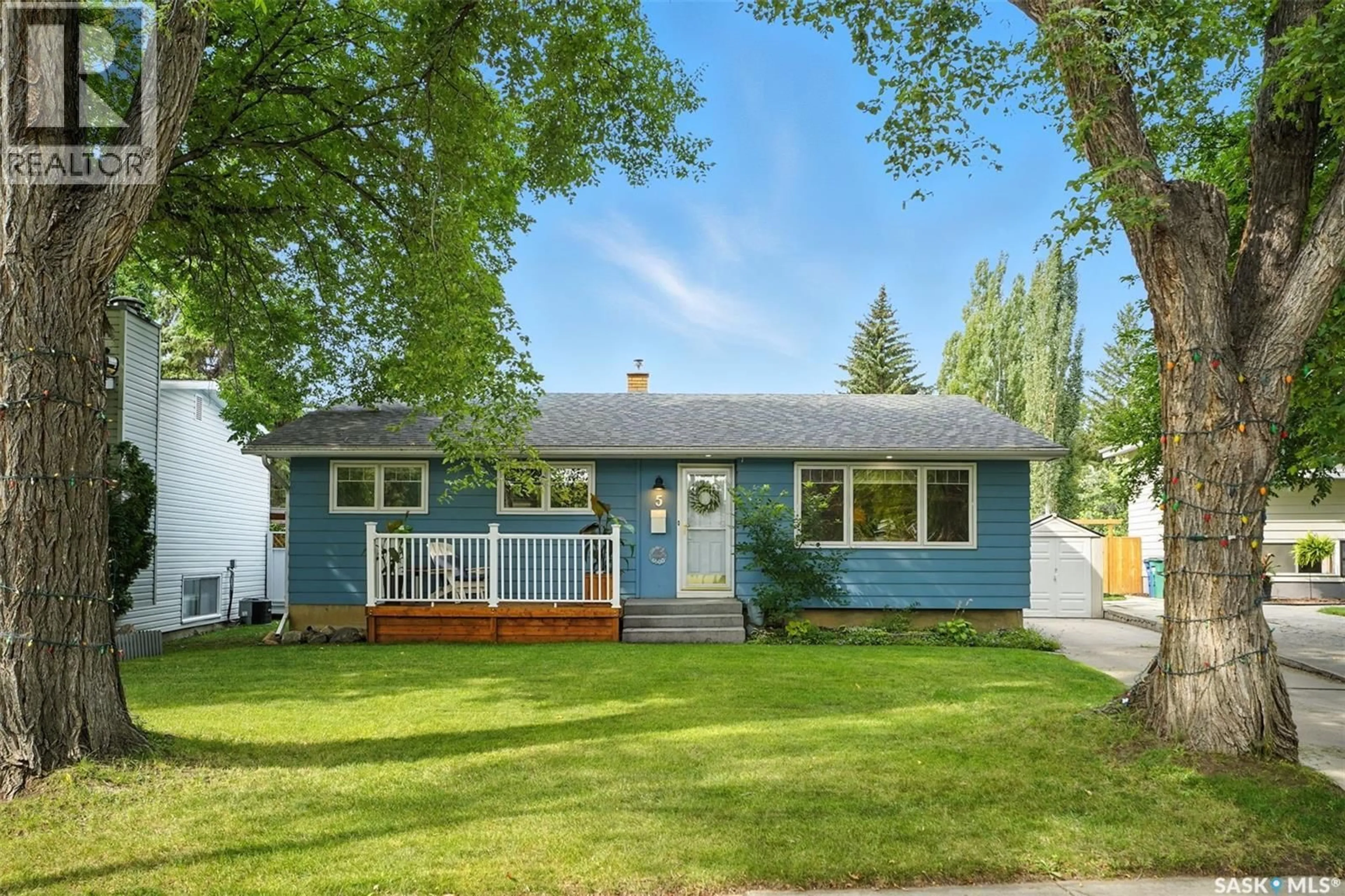 Home with vinyl exterior material, street for 5 POTTER CRESCENT, Saskatoon Saskatchewan S7H3L2