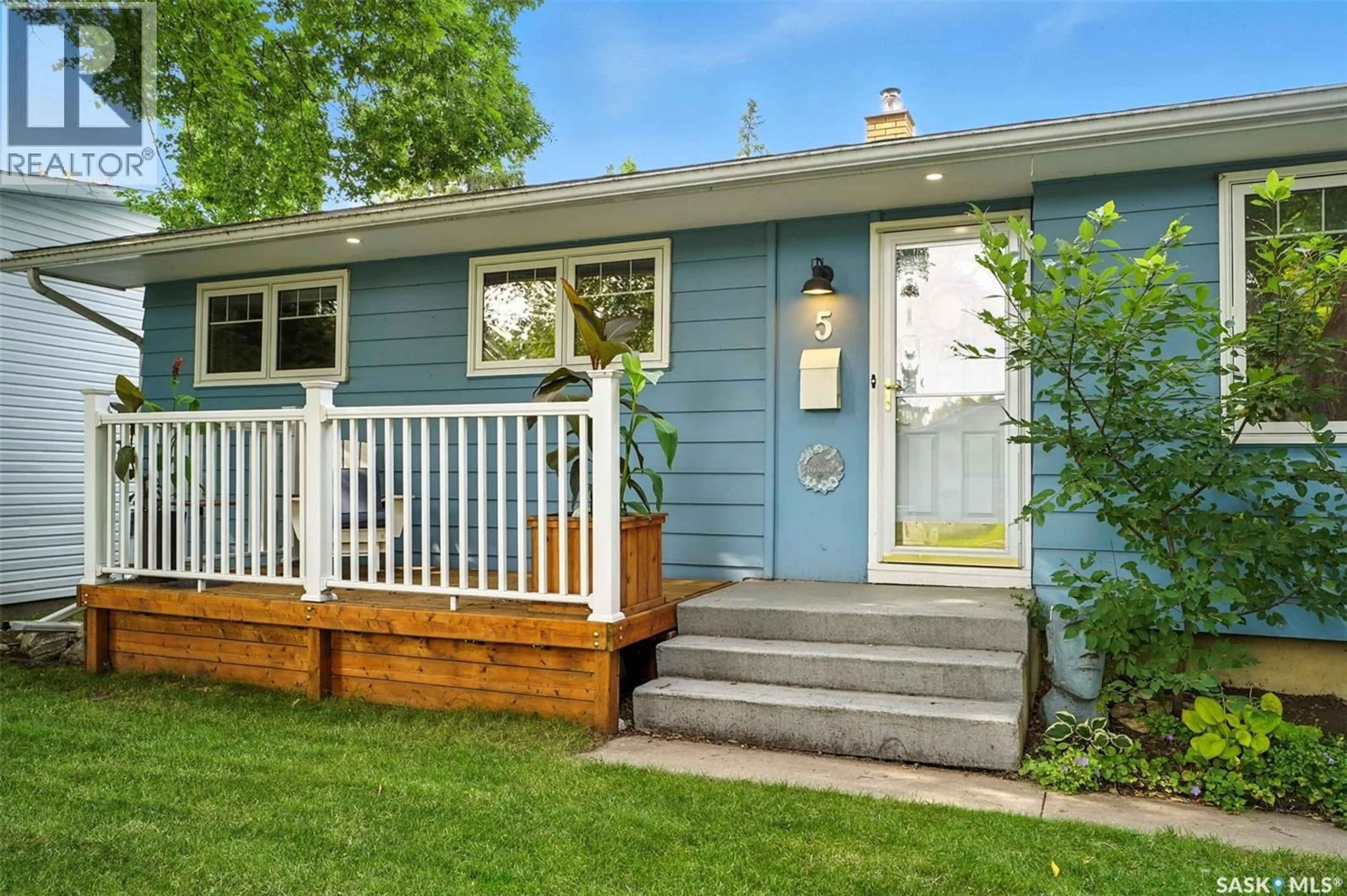 Home with vinyl exterior material, street for 5 POTTER CRESCENT, Saskatoon Saskatchewan S7H3L2