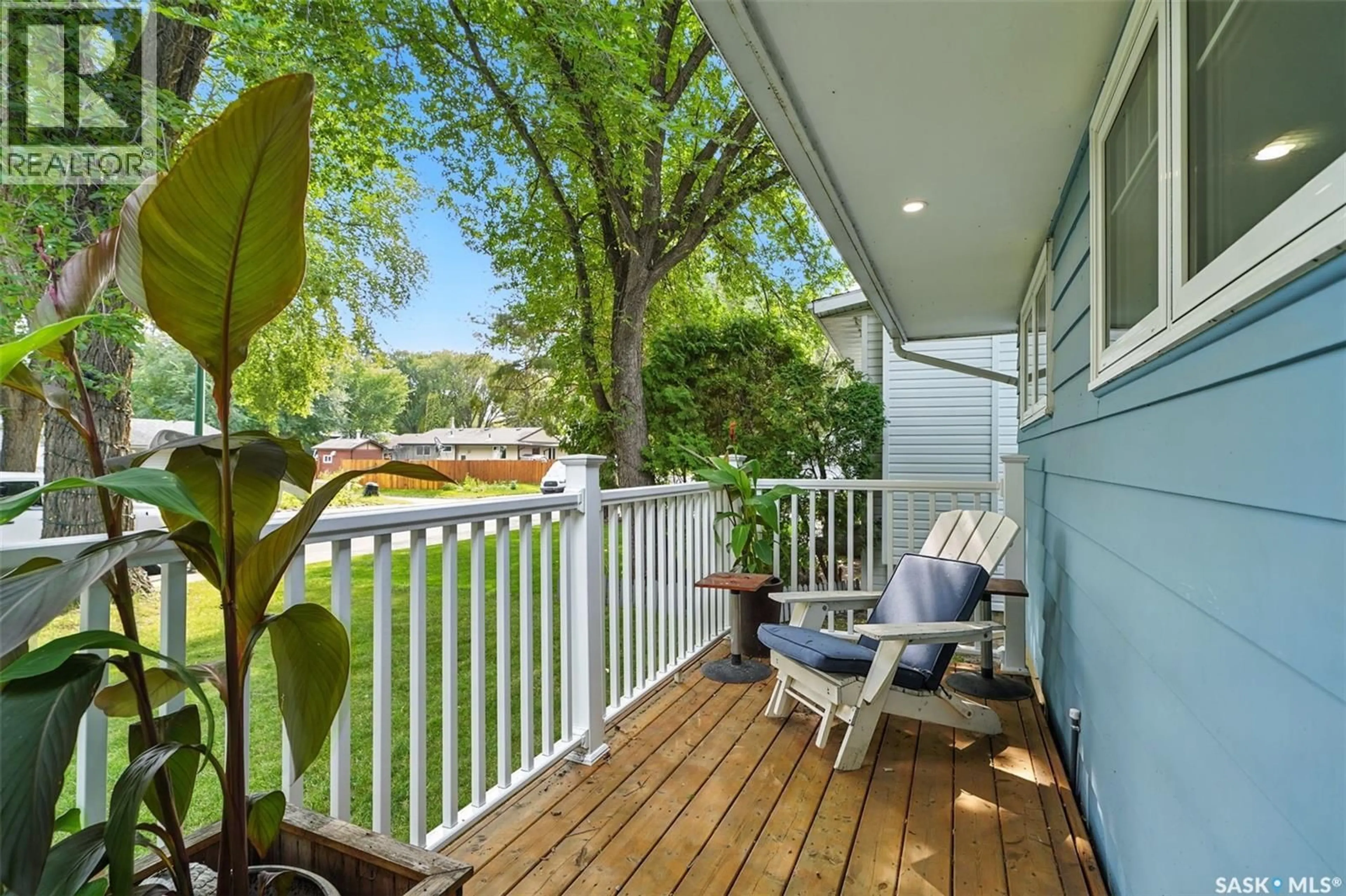 Patio, water/lake/river/ocean view for 5 POTTER CRESCENT, Saskatoon Saskatchewan S7H3L2