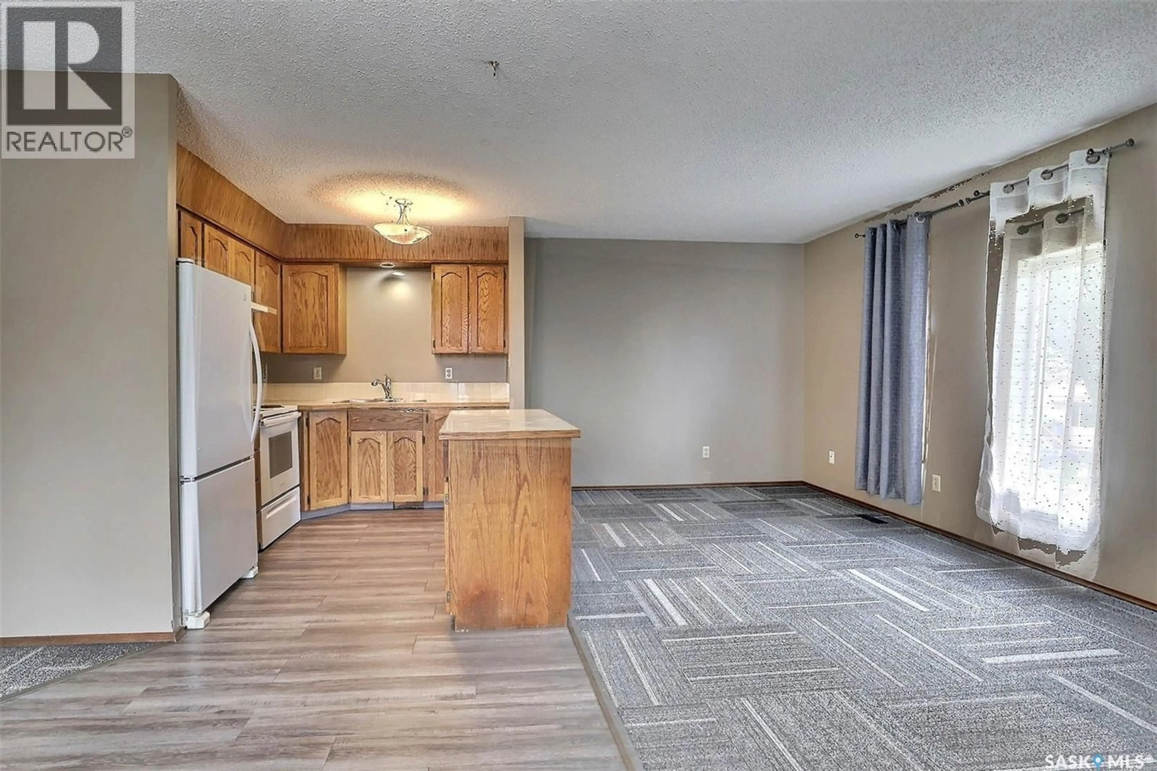 Unknown for 1580 LACON STREET, Regina Saskatchewan S4N1Z4