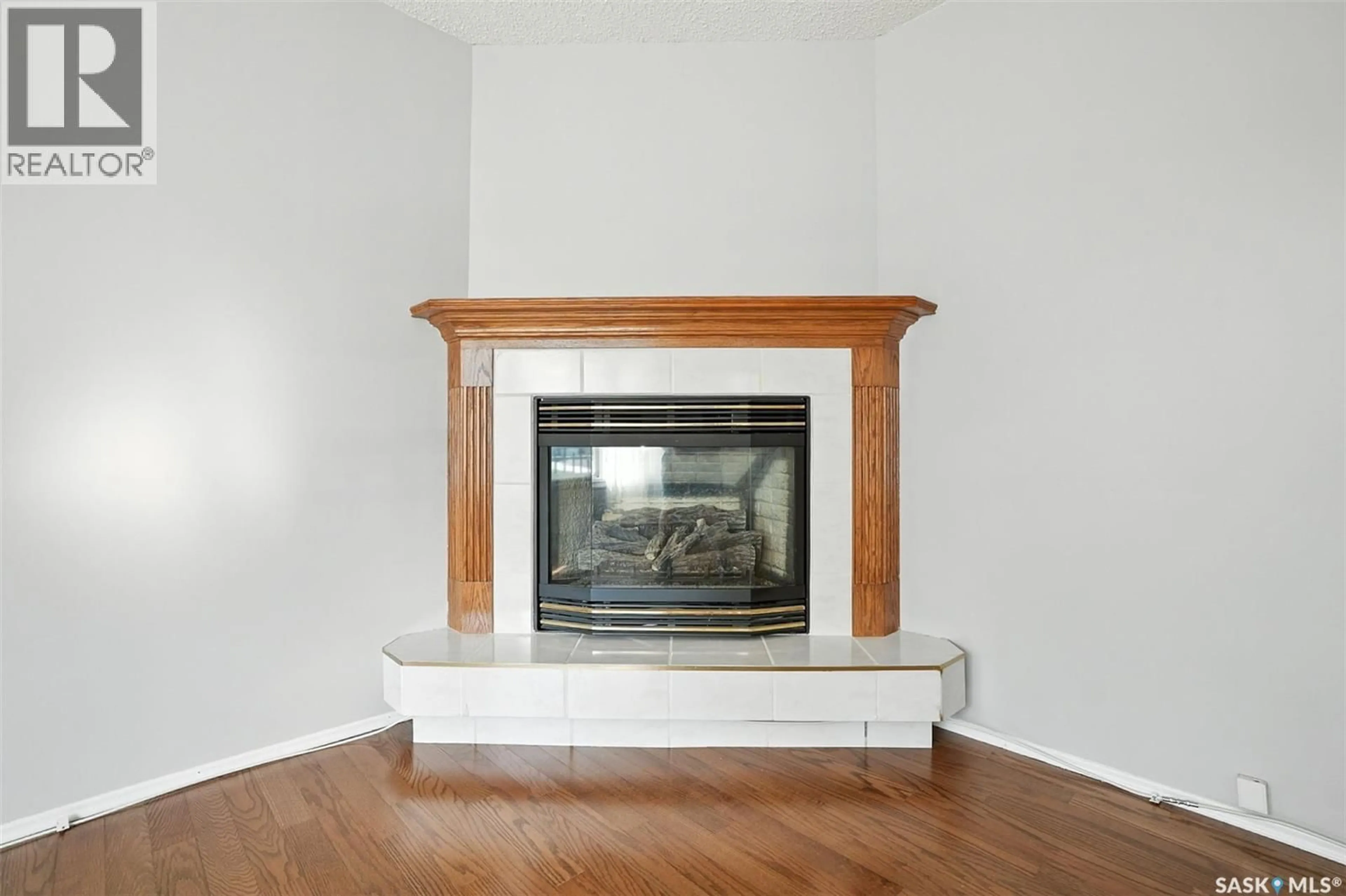 Unknown for 446 COCKBURN CRESCENT, Saskatoon Saskatchewan S7L5S5
