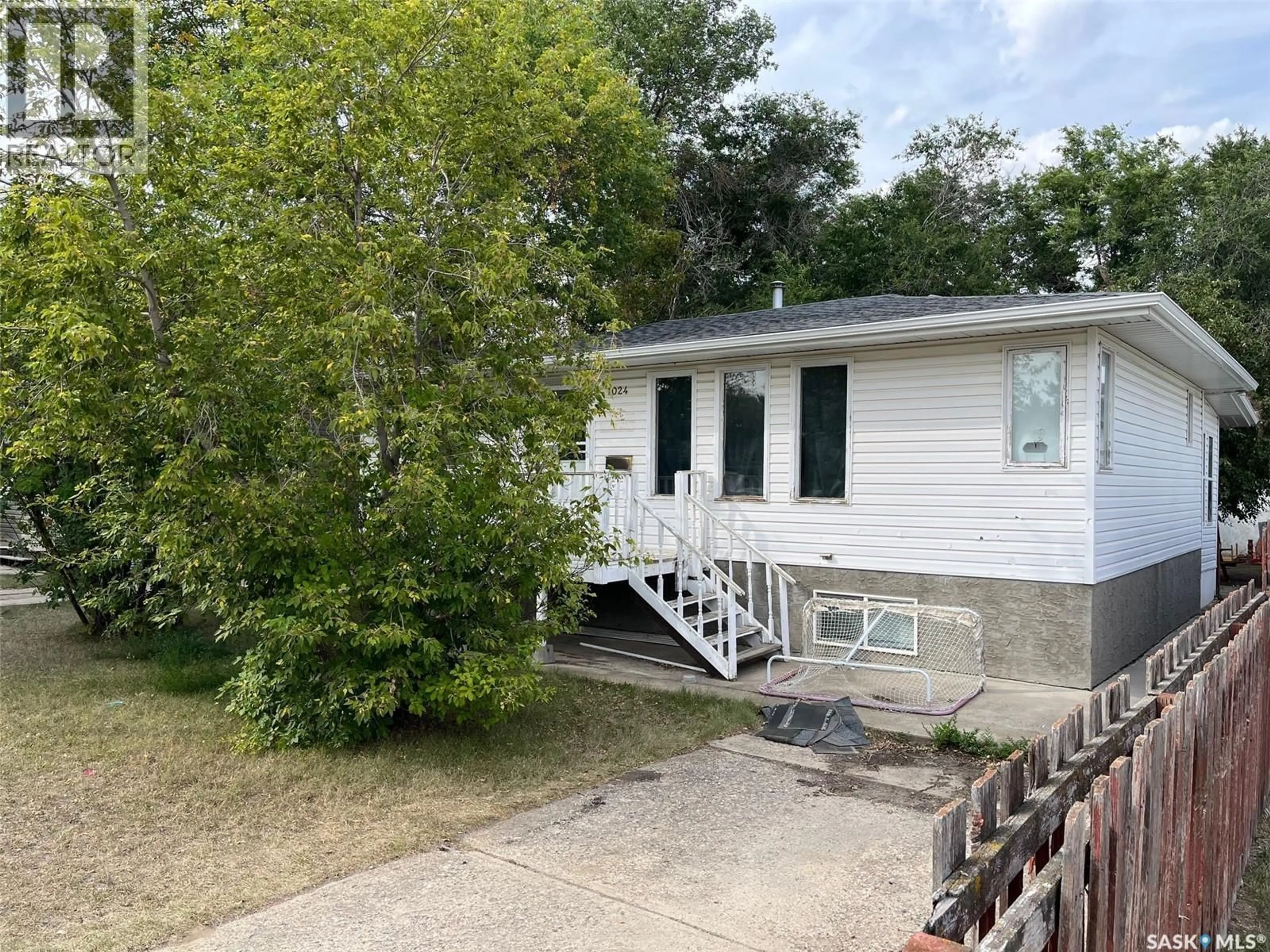 Unknown for 1024 HASTINGS STREET, Moose Jaw Saskatchewan S6H5R8