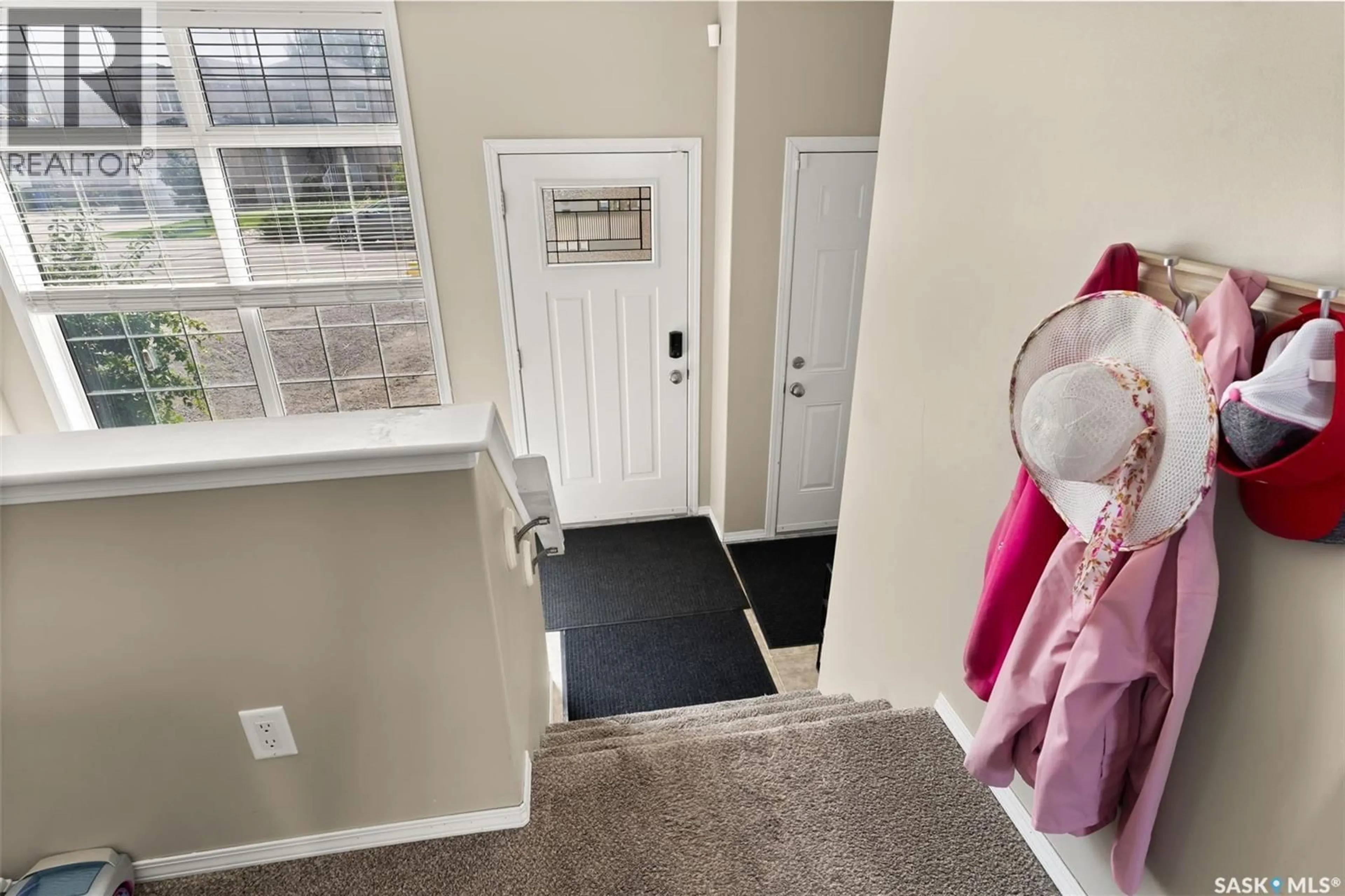 Indoor entryway for 3654 CORMORANT DRIVE, Regina Saskatchewan S4N7G3