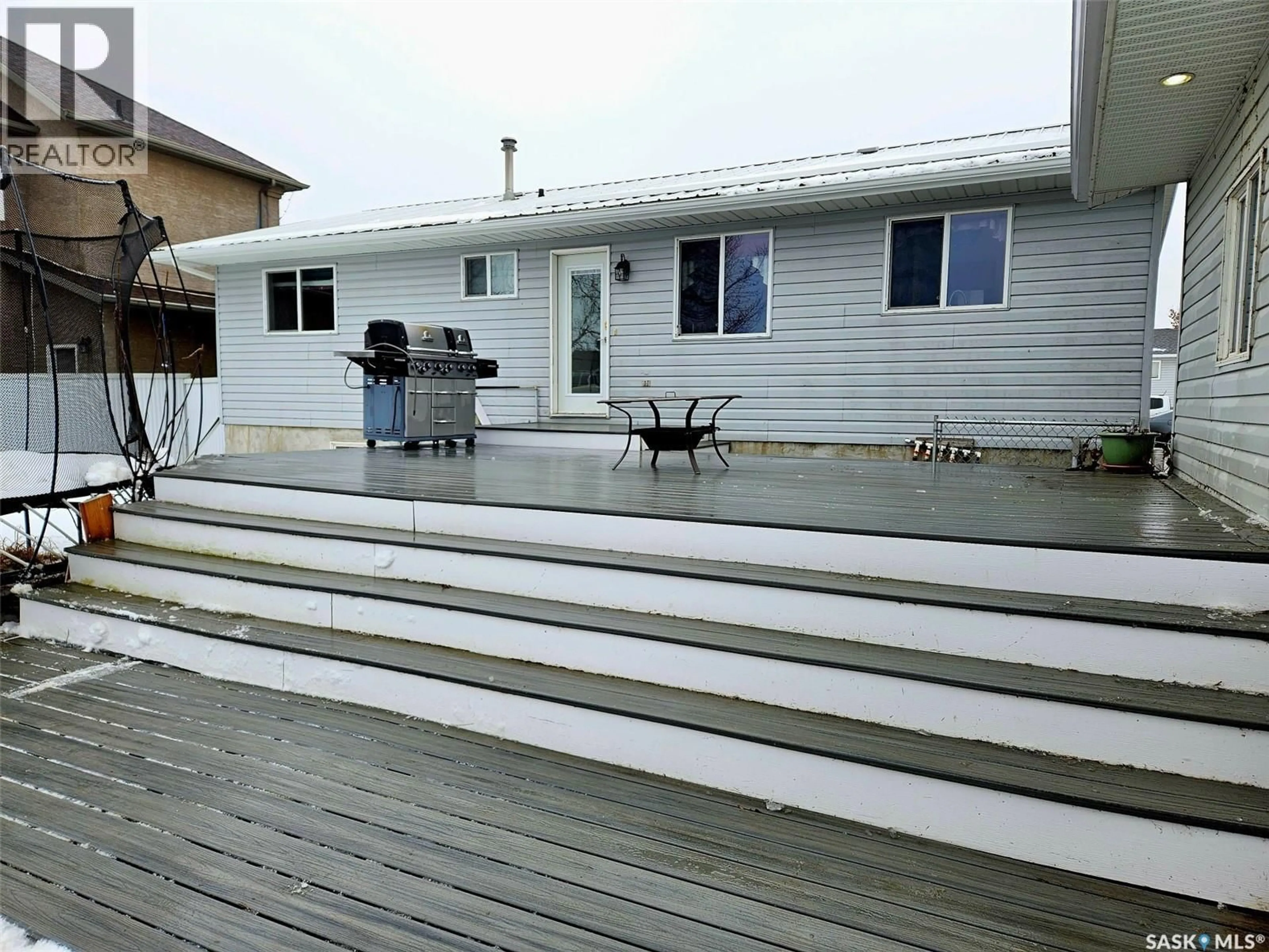 Patio, unknown for 11 ARCOLA PLACE, Carlyle Saskatchewan S0C0R0