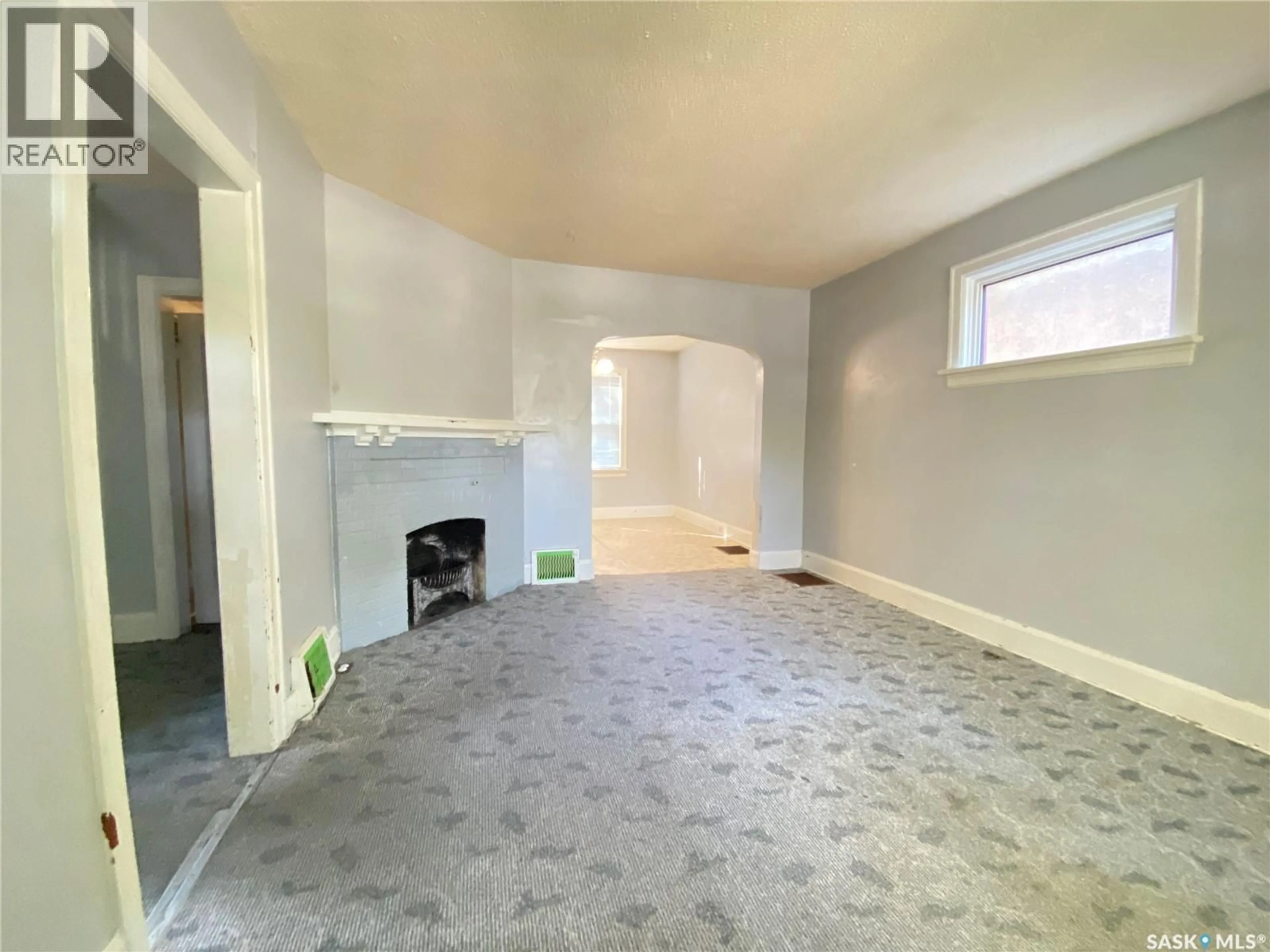 A pic of a room for 2460 WALLACE STREET, Regina Saskatchewan S4N4B3