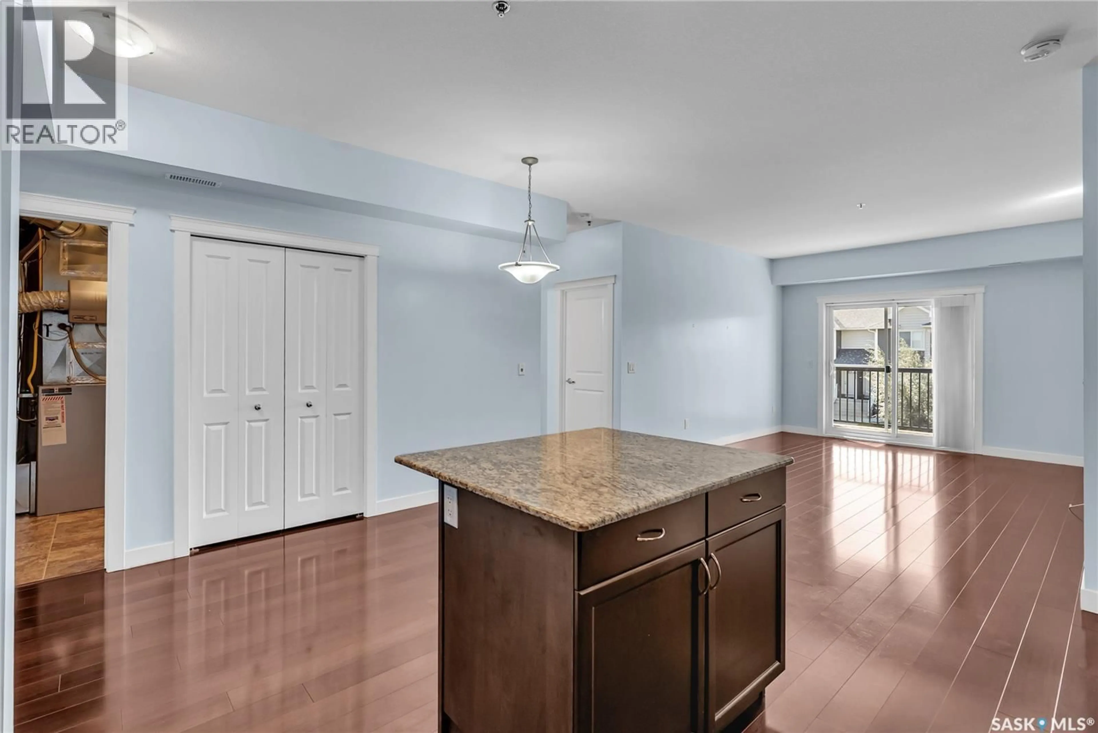 Open concept kitchen, unknown for 106 - 213 HAMPTON CIRCLE, Saskatoon Saskatchewan S7R0C4