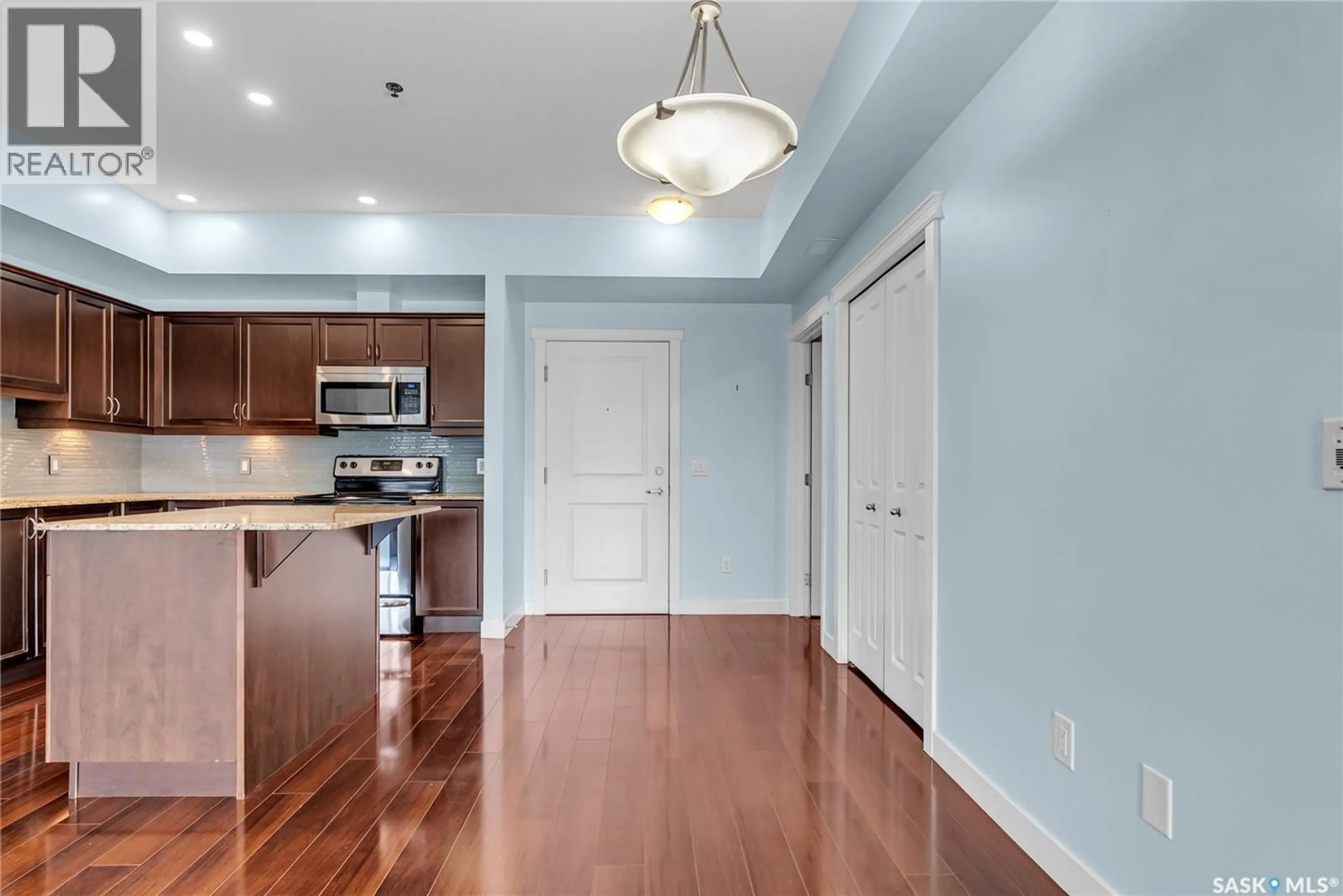 Open concept kitchen, unknown for 106 - 213 HAMPTON CIRCLE, Saskatoon Saskatchewan S7R0C4