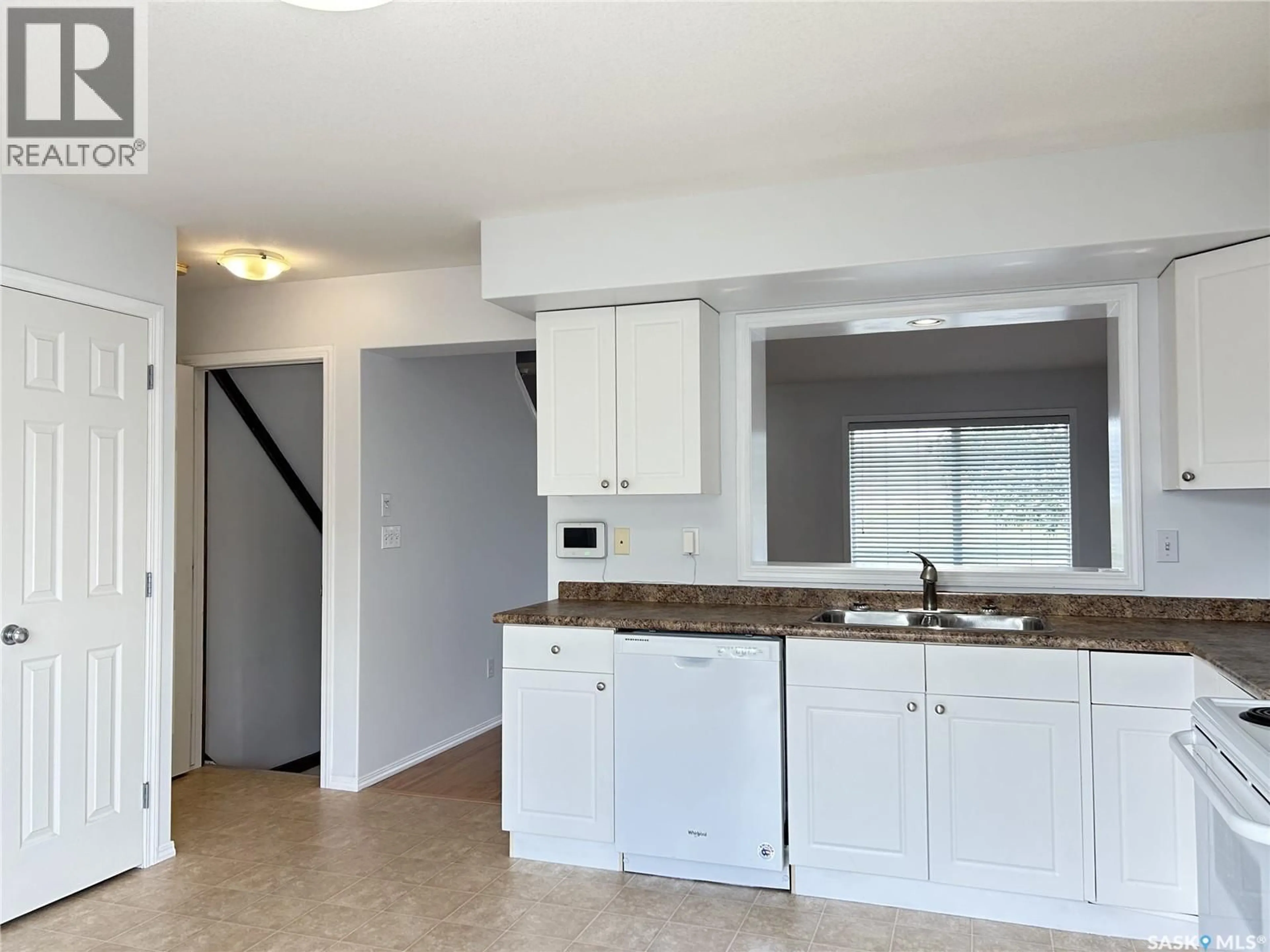 Unknown for 462 RUTHERFORD CRESCENT, Saskatoon Saskatchewan S7N4X7