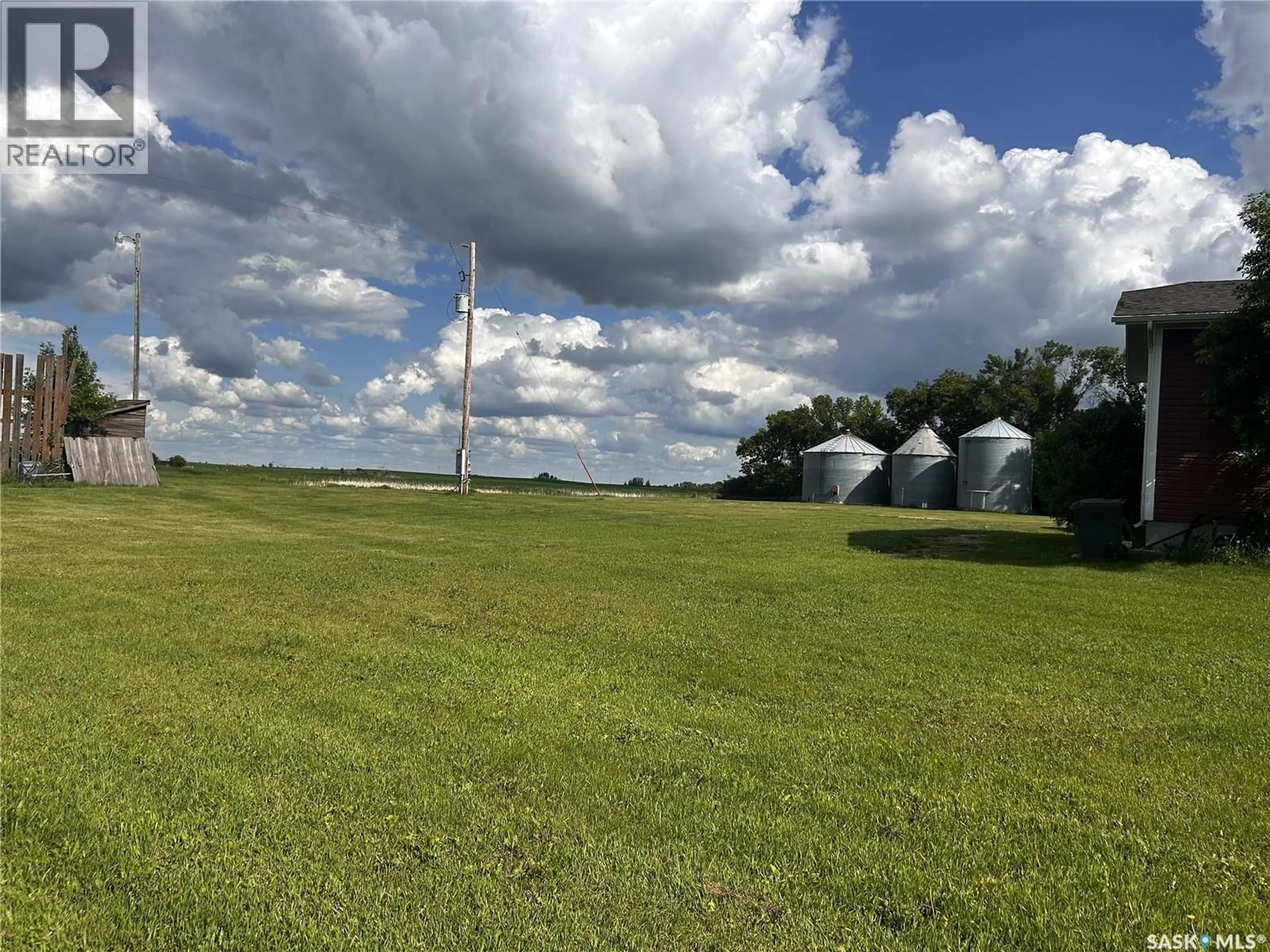 A pic from outside/outdoor area/front of a property/back of a property/a pic from drone, unknown for REDVERS SOUTH ACREAGE, Antler Rm No. 61 Saskatchewan S0C2H0