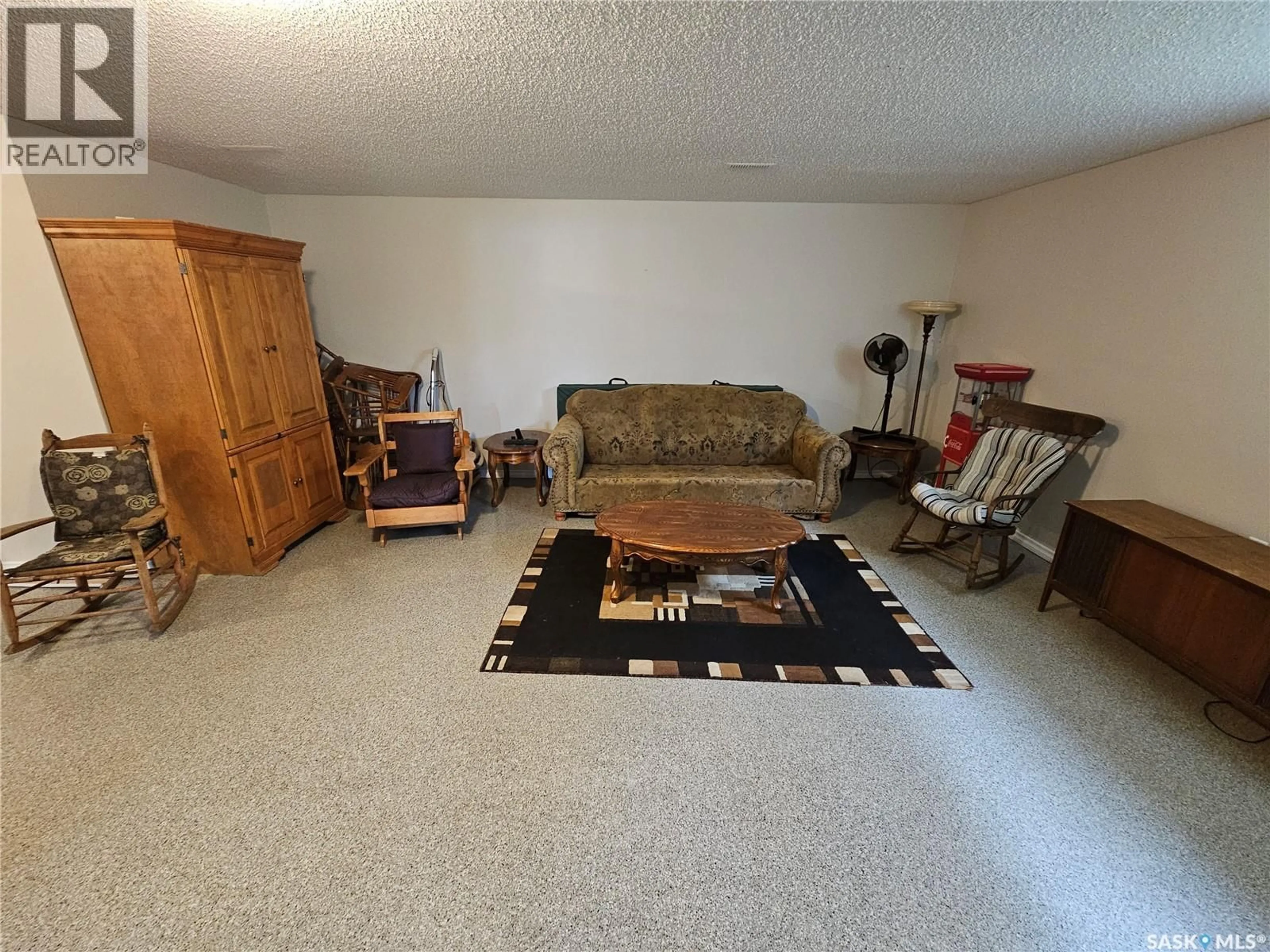 Living room with furniture, unknown for REDVERS SOUTH ACREAGE, Antler Rm No. 61 Saskatchewan S0C2H0