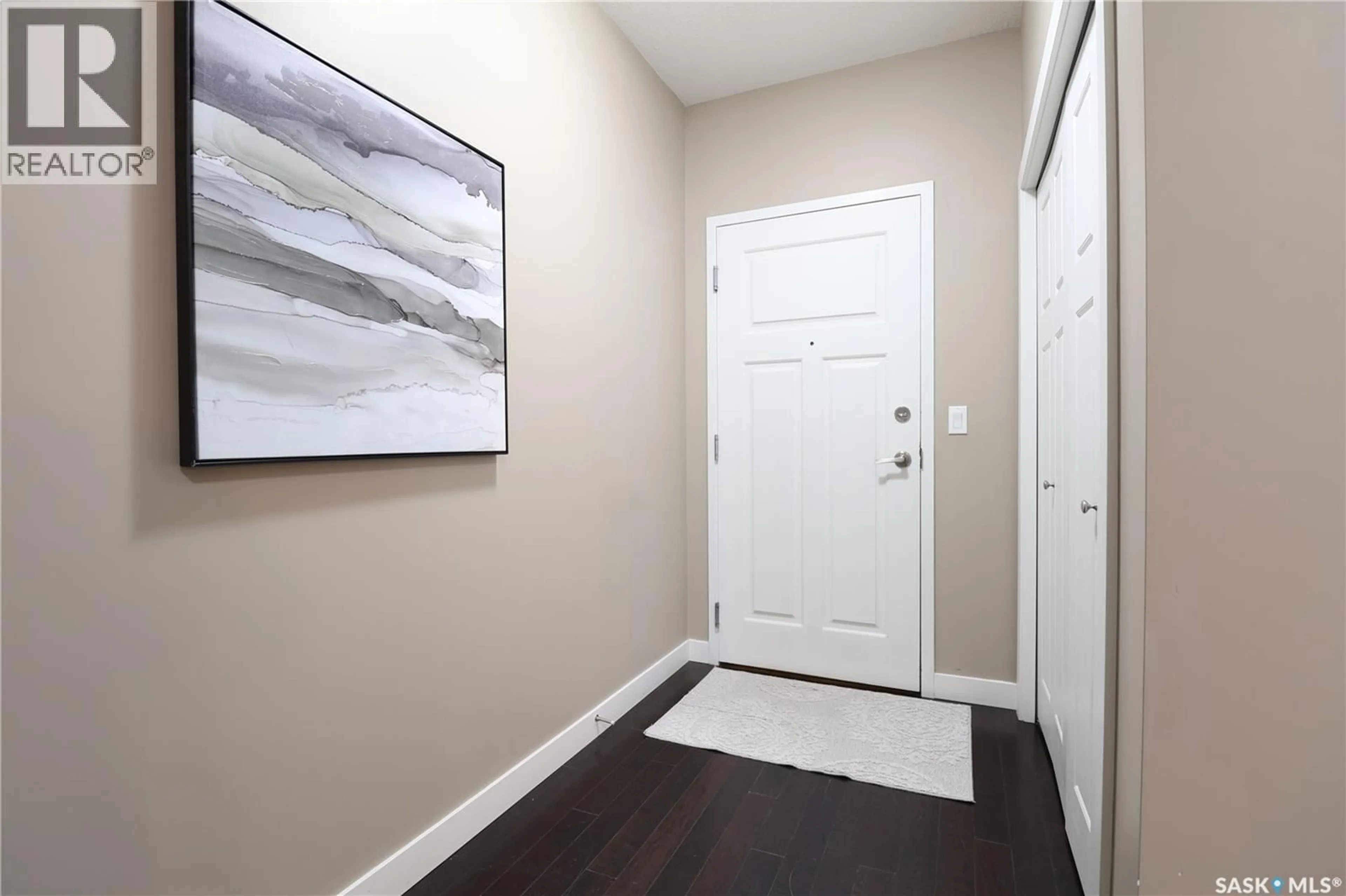 Indoor entryway for 1104 2055 ROSE STREET, Regina Saskatchewan S4P2A3