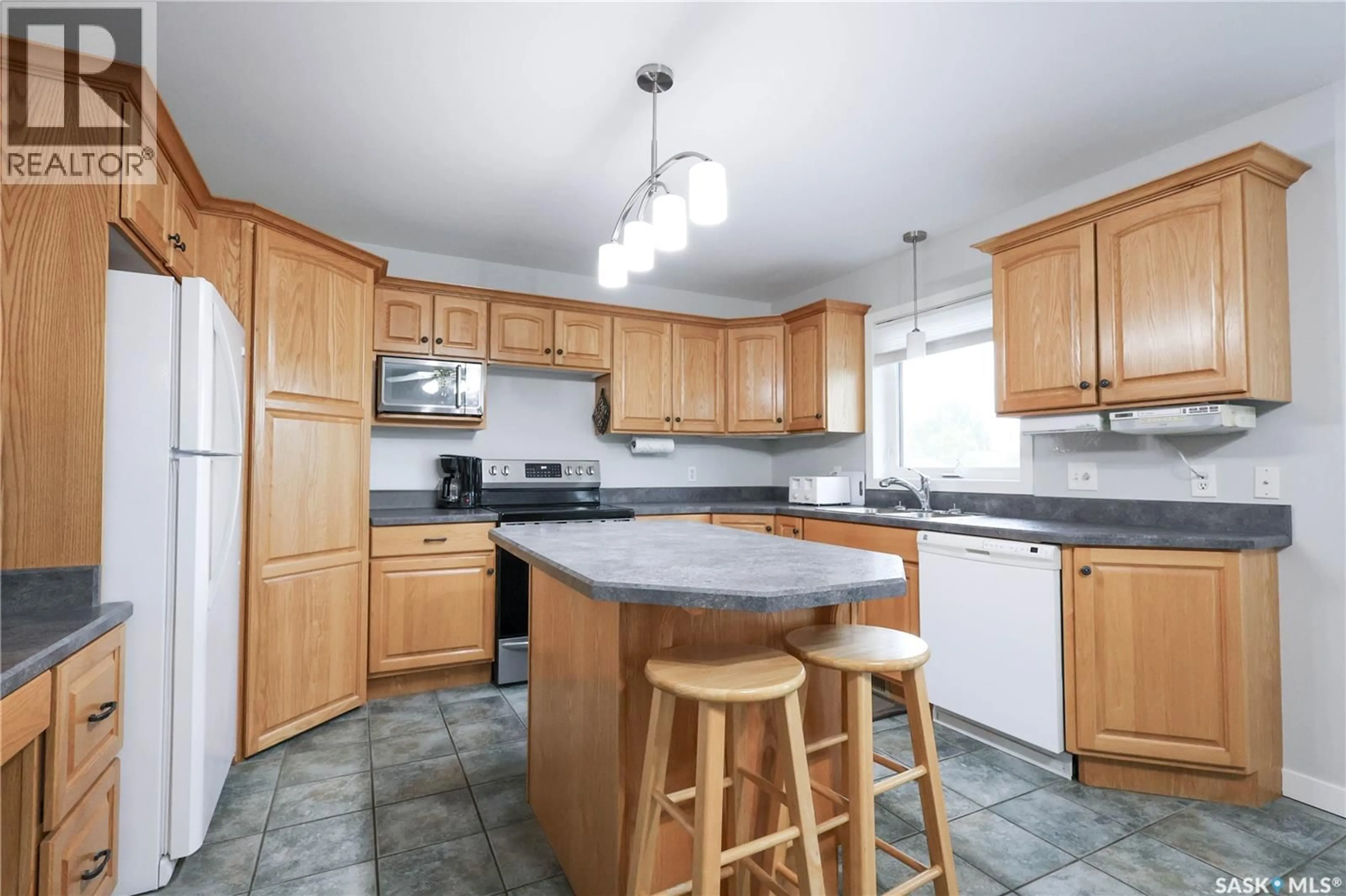 Standard kitchen, unknown for 2 POPLAR PLACE, Birch Hills Saskatchewan S0J0G0