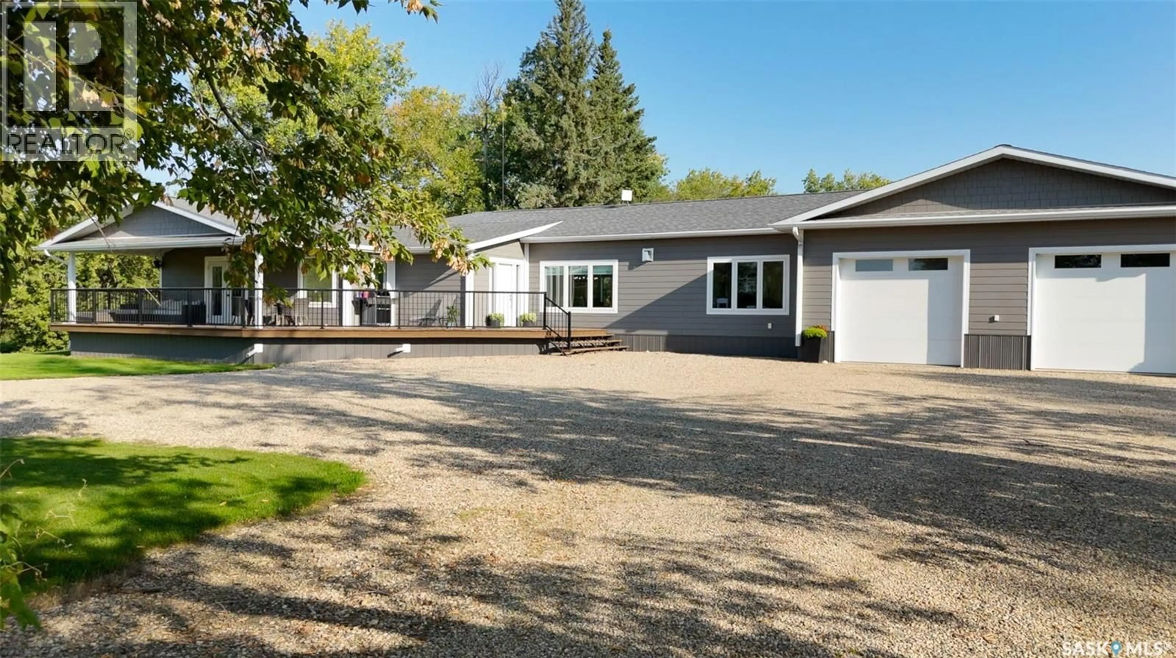 Home with vinyl exterior material, street for 1-37 37 W1ST, Livingston Rm No. 331 Saskatchewan S0A0B0