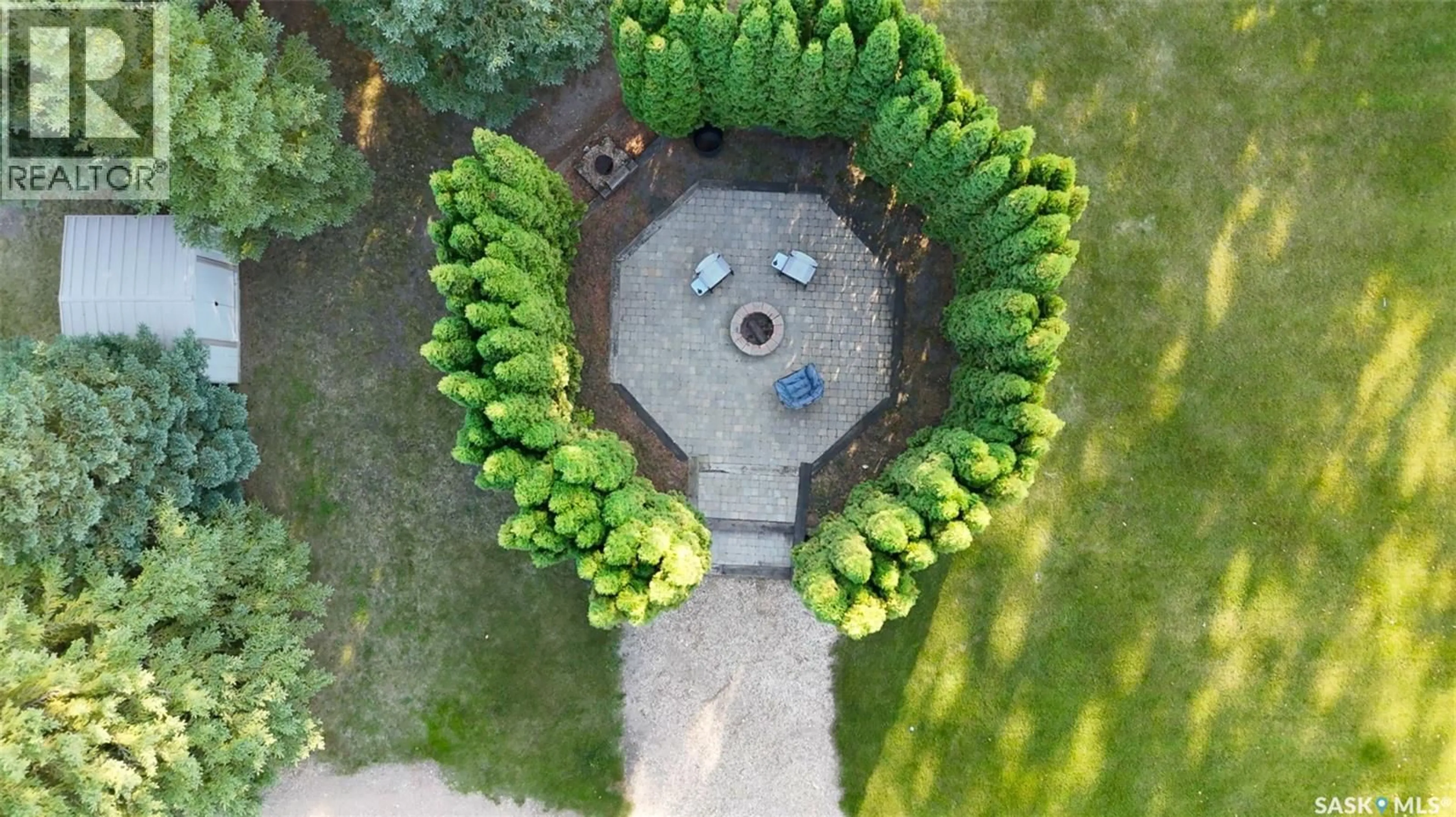 A pic from outside/outdoor area/front of a property/back of a property/a pic from drone, street for 1-37 37 W1ST, Livingston Rm No. 331 Saskatchewan S0A0B0