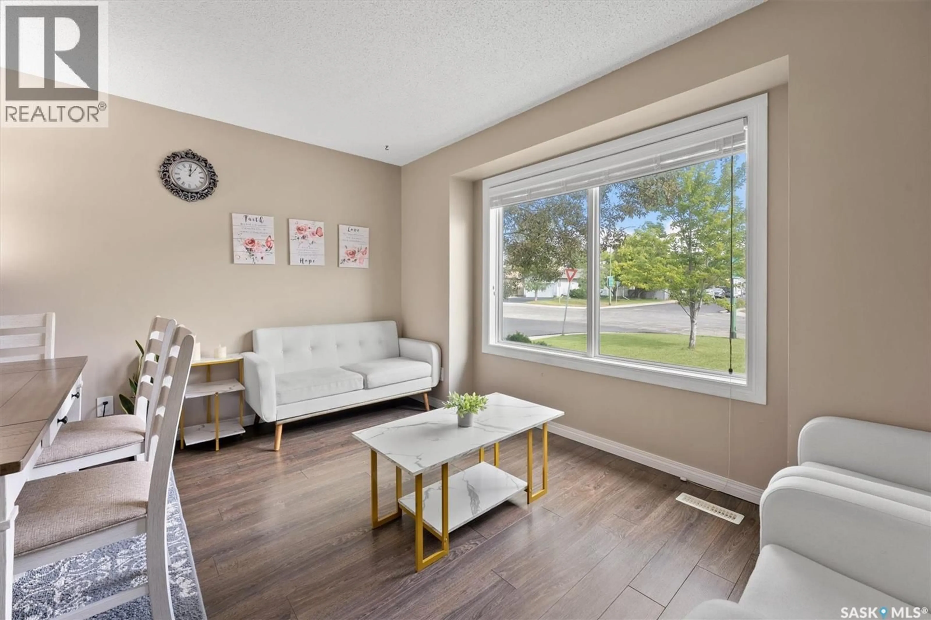 Living room with furniture, unknown for 2035 KENDERDINE ROAD, Saskatoon Saskatchewan S7N4A9