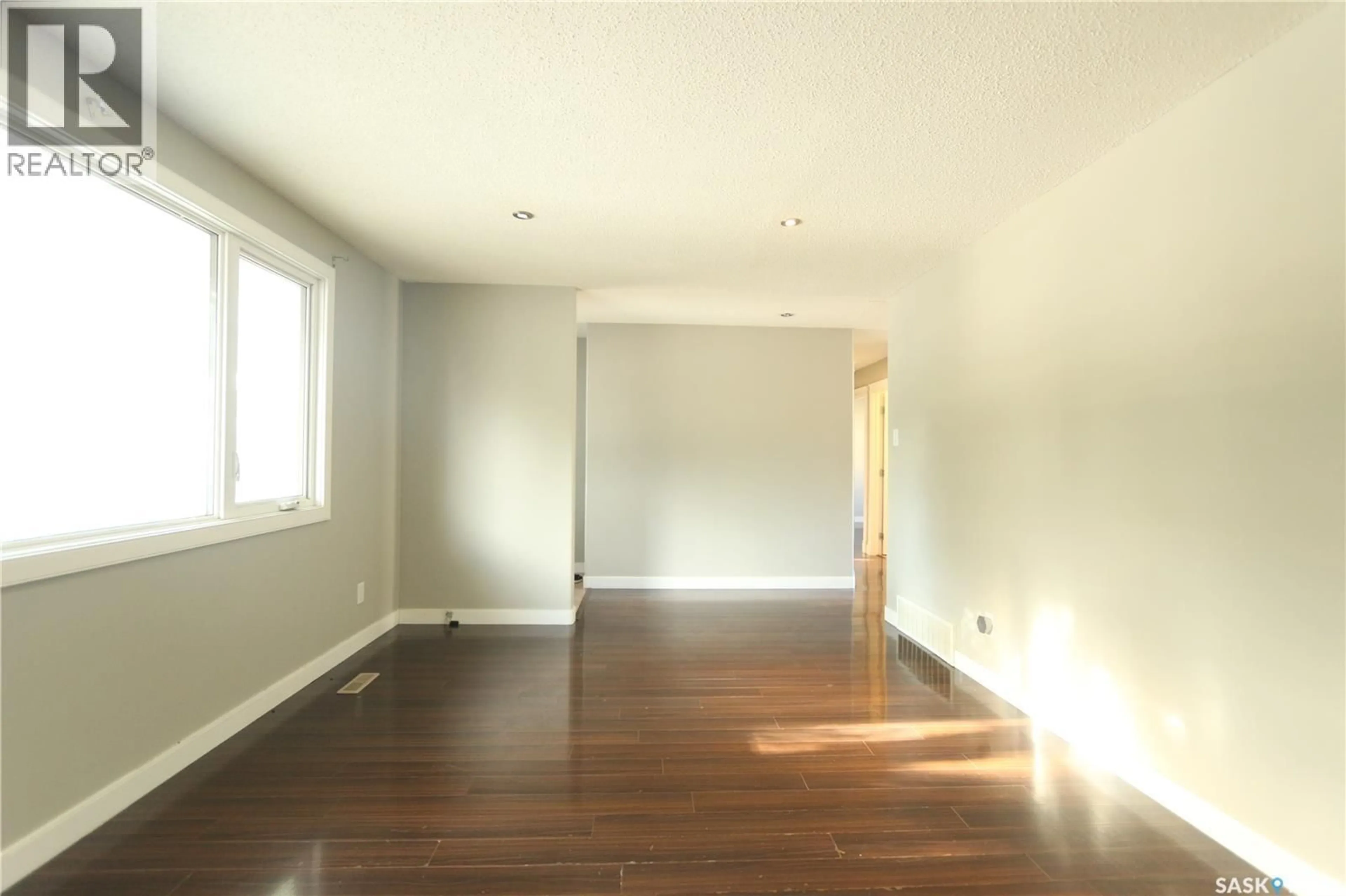 A pic of a room for 315 CANNON STREET, Regina Saskatchewan S4N4L4