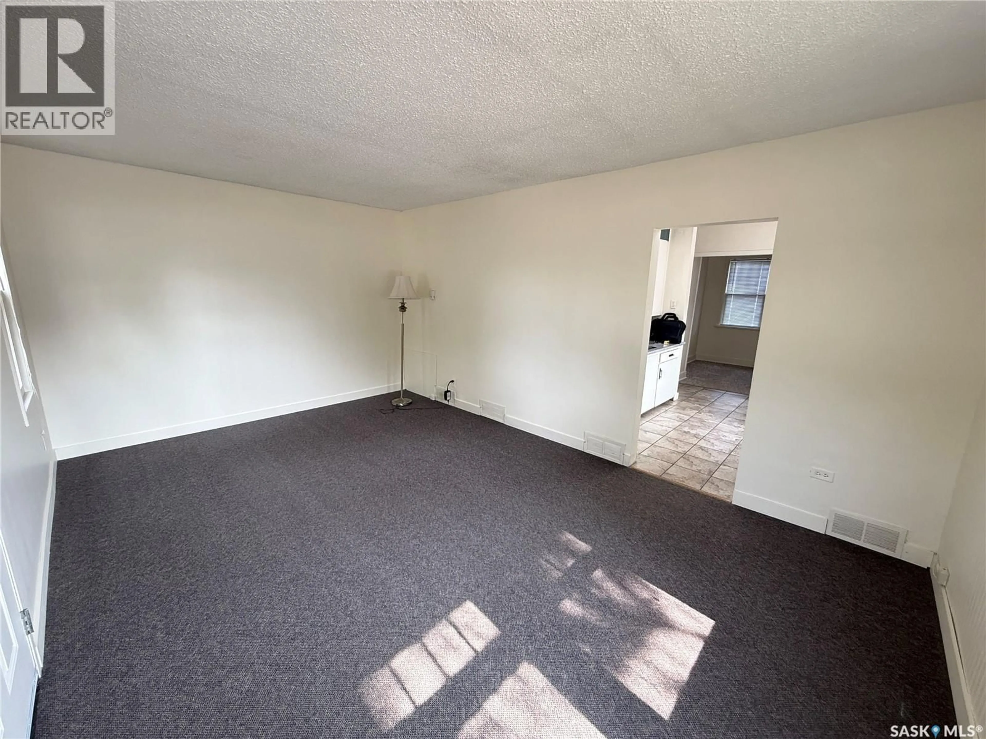A pic of a room for 1623 KILBURN AVENUE, Saskatoon Saskatchewan S7M0K1