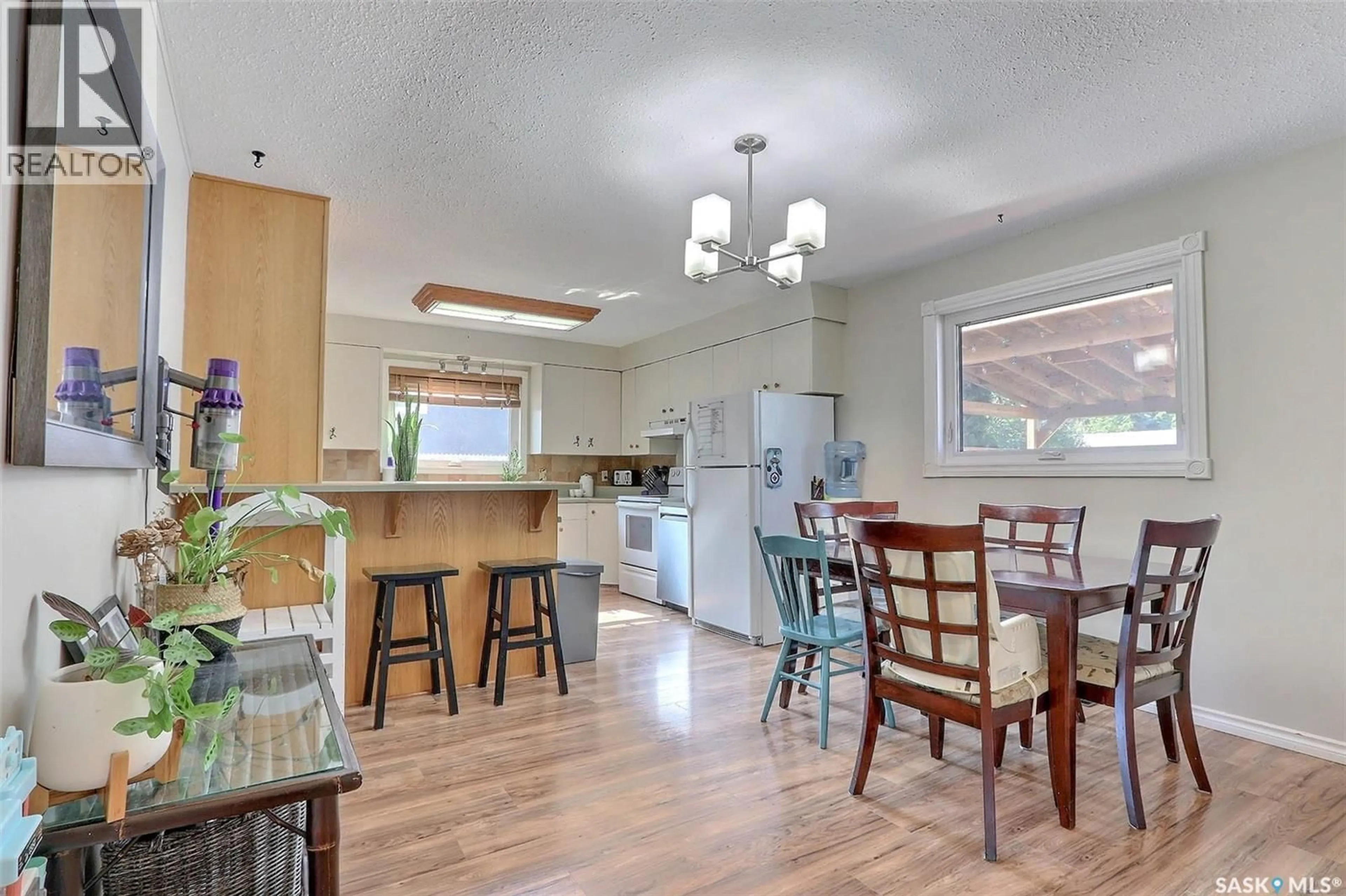 Open concept kitchen, unknown for 2115 5A AVENUE W, Prince Albert Saskatchewan S6V5J5
