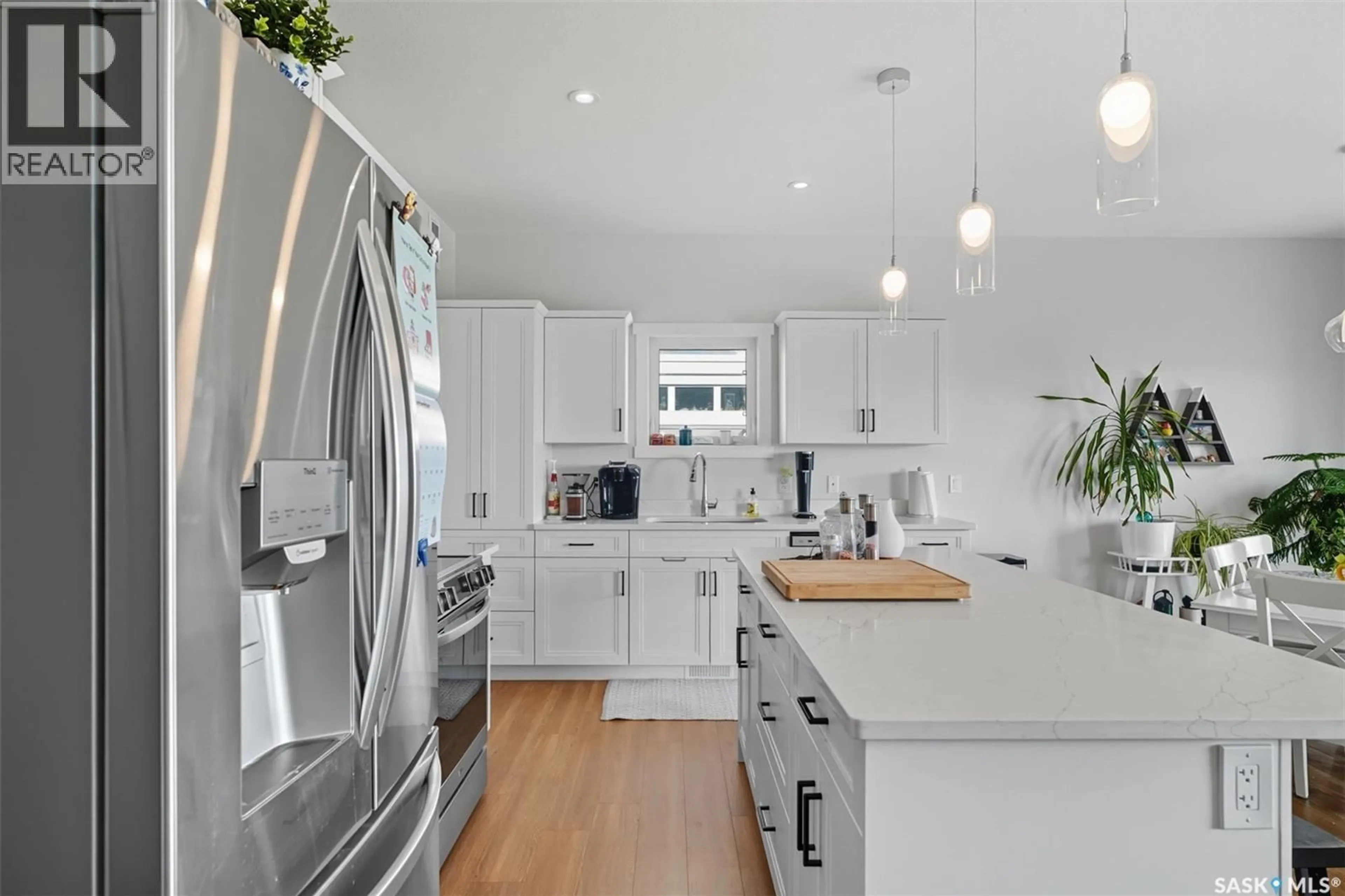 Open concept kitchen, unknown for 346 STILLING MANOR, Saskatoon Saskatchewan S7V0P4