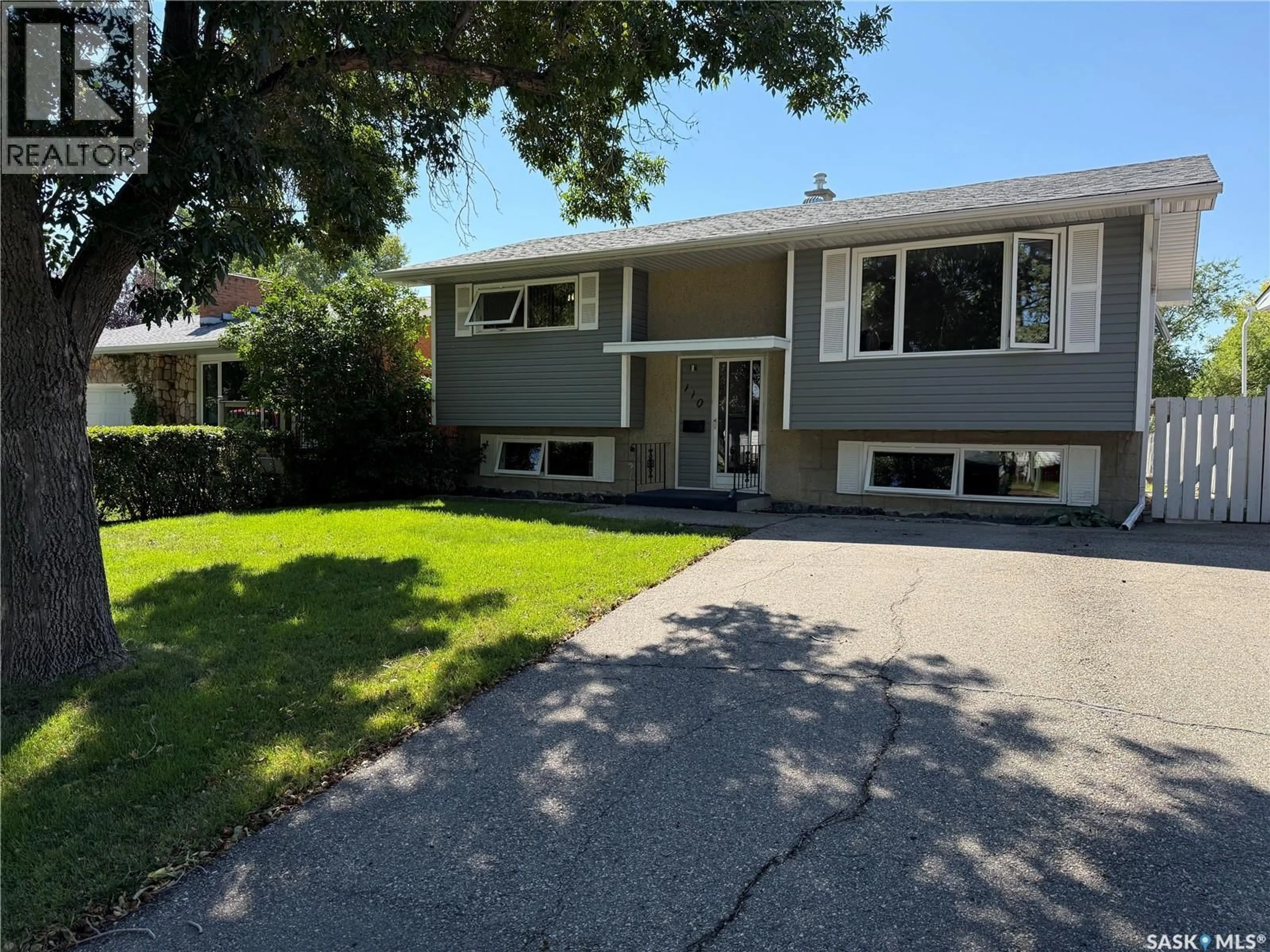 Home with vinyl exterior material, street for 110 ROTHWELL CRESCENT, Regina Saskatchewan S4N1R6