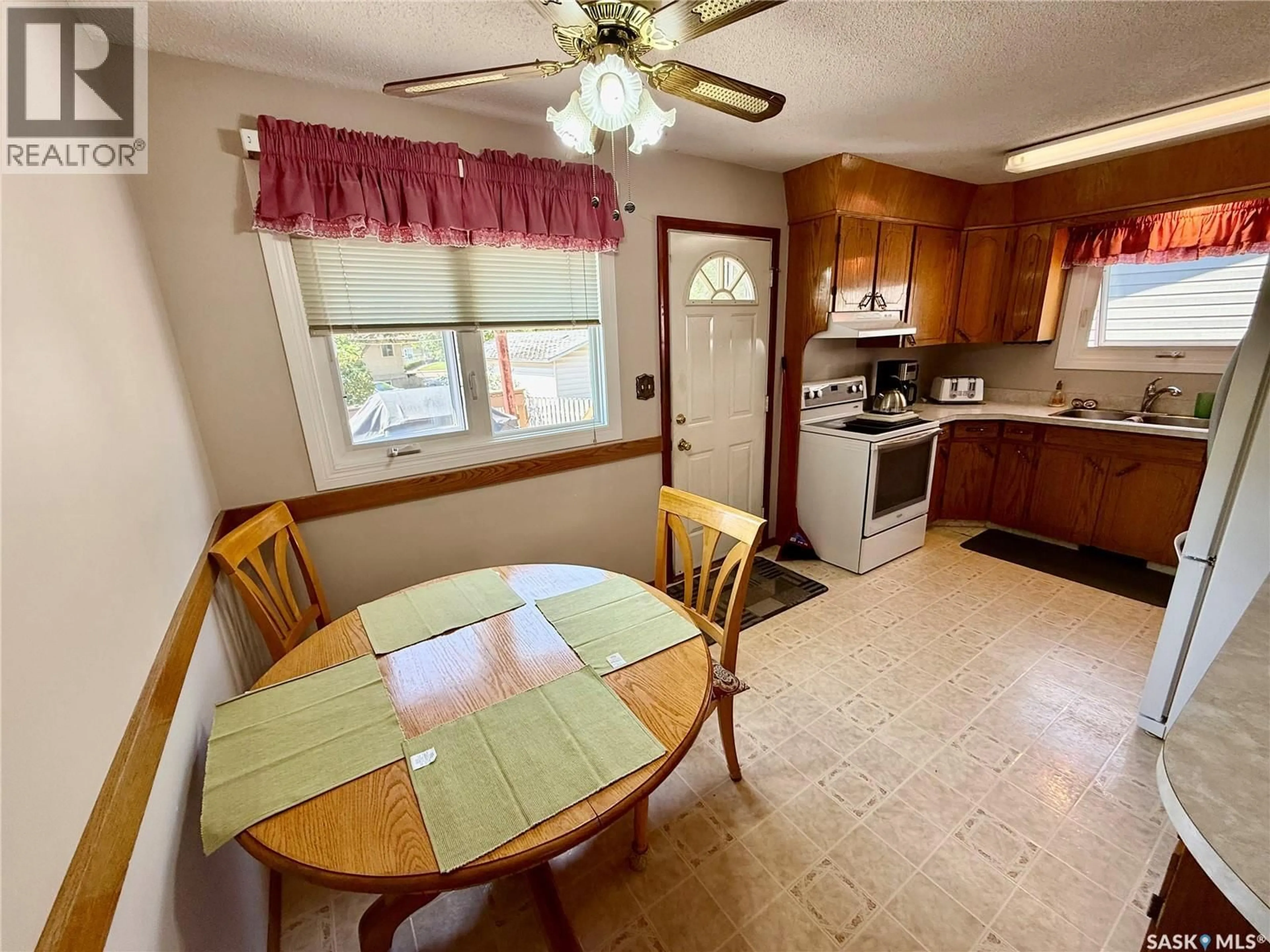 Unknown for 110 ROTHWELL CRESCENT, Regina Saskatchewan S4N1R6