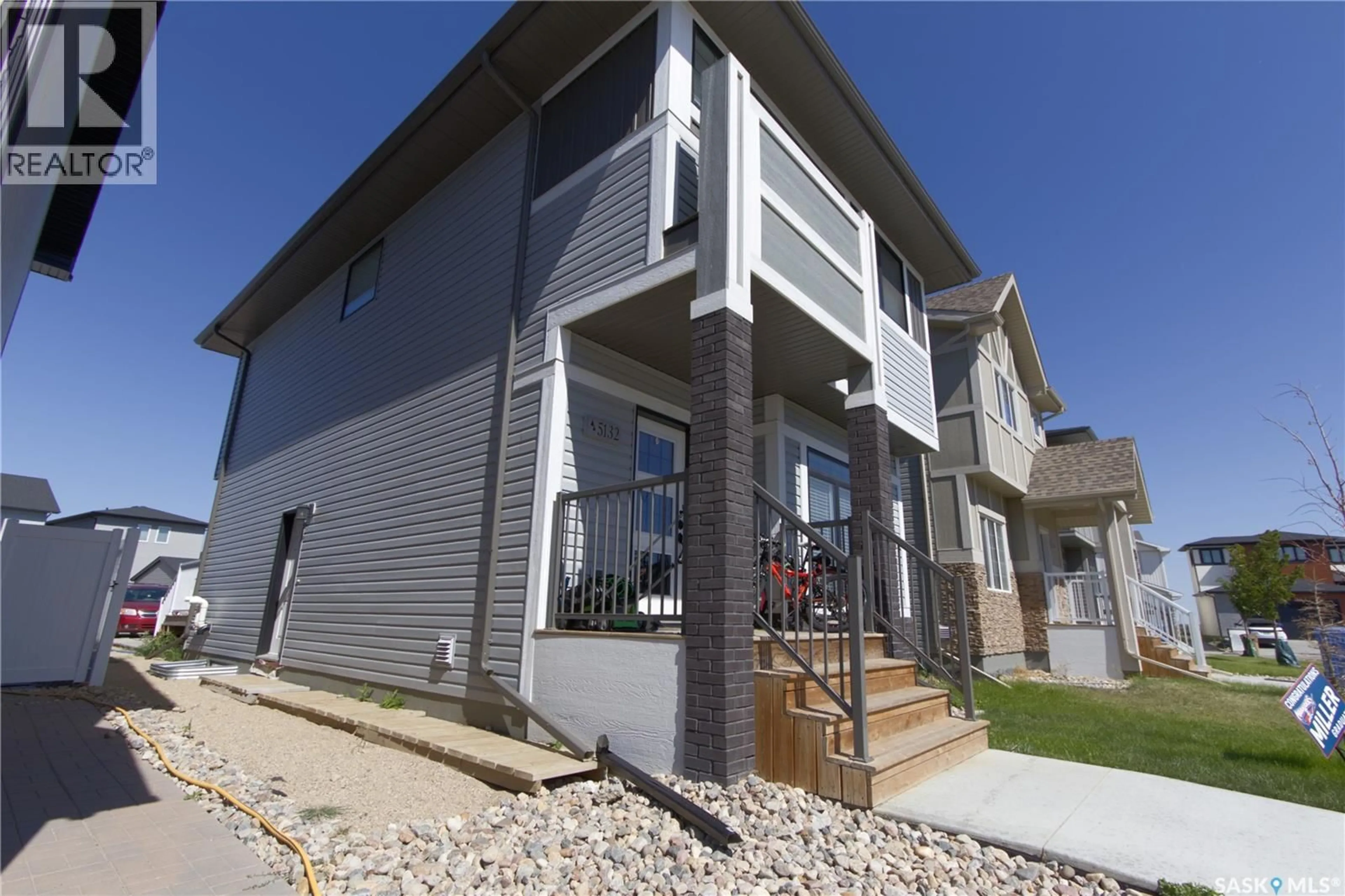 Home with vinyl exterior material, street for 5132 SIMARD AVENUE, Regina Saskatchewan S4V3W1