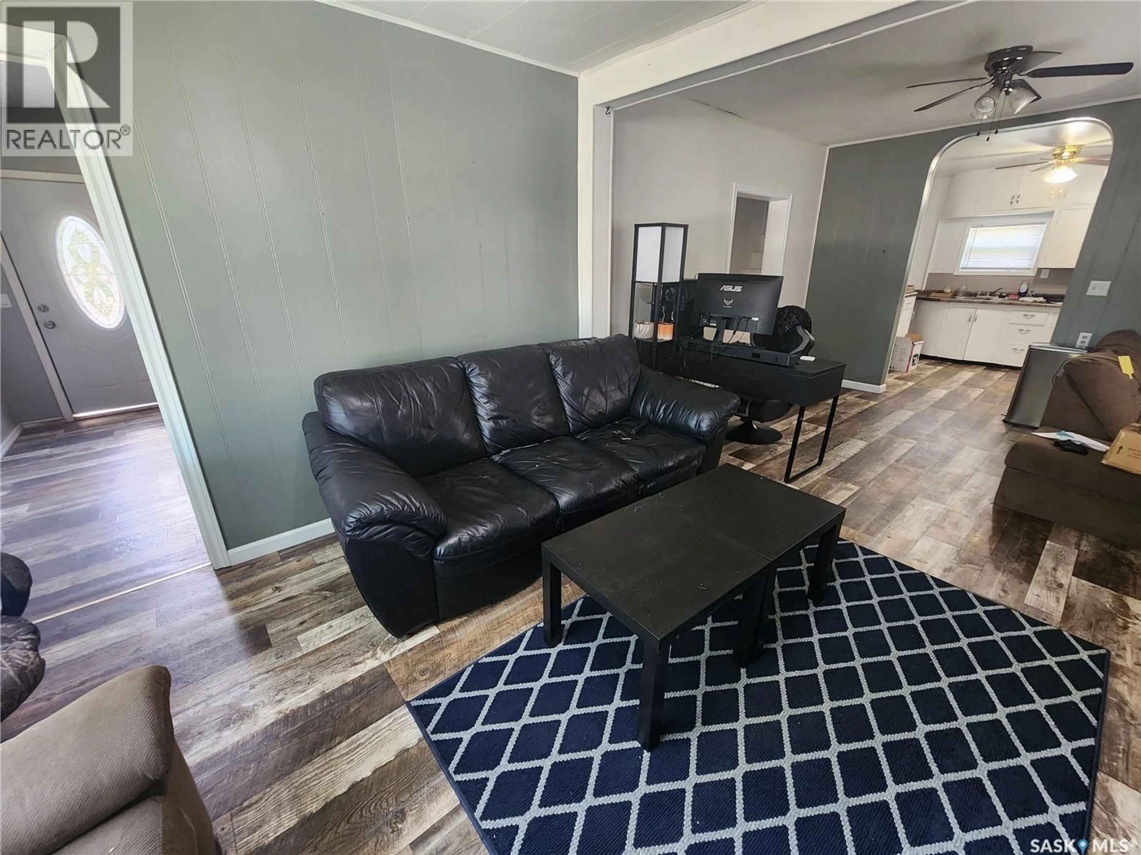 Living room with furniture, unknown for 133 MAINPRIZE STREET, Midale Saskatchewan S0C1S0