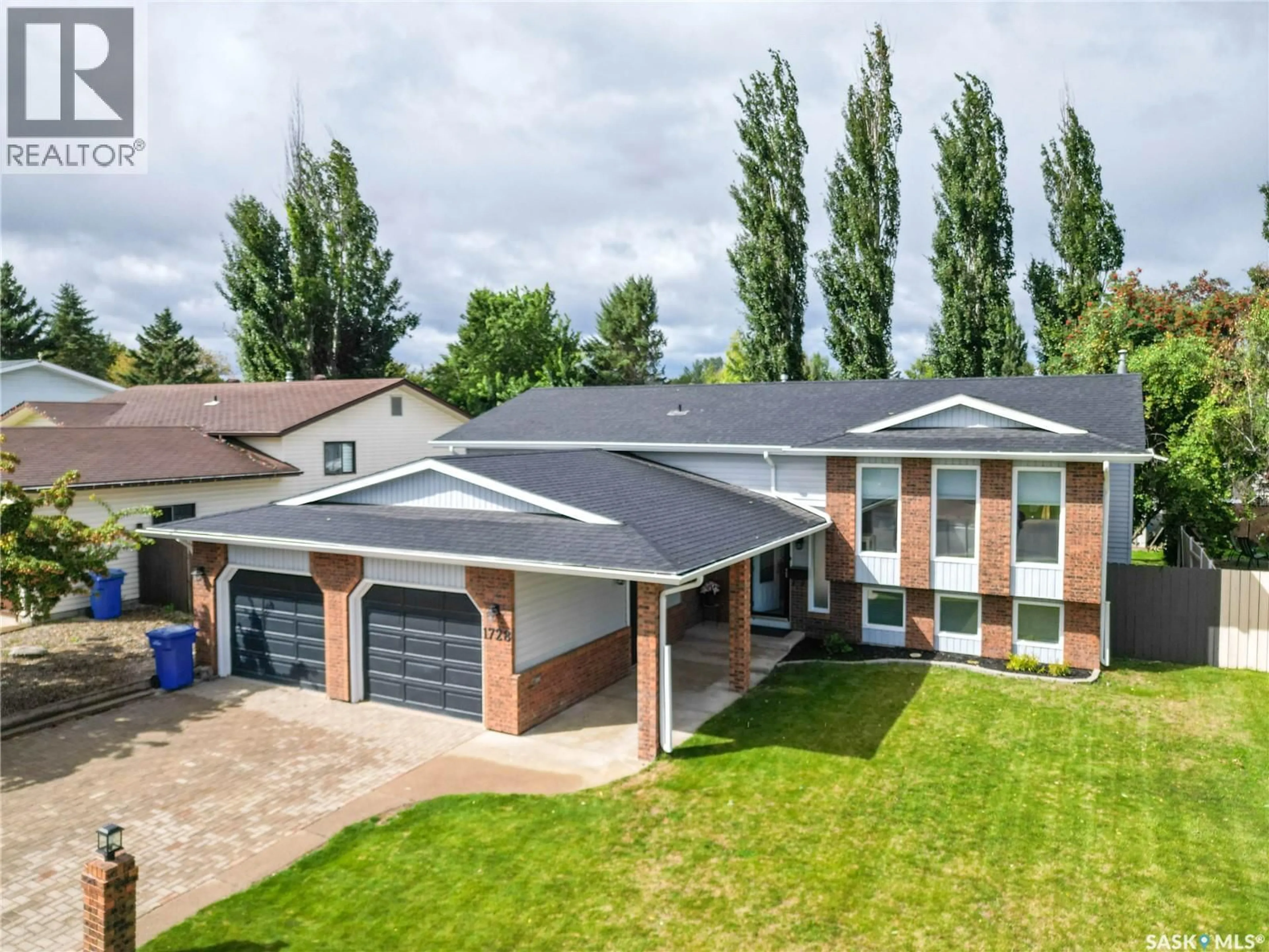 A pic from outside/outdoor area/front of a property/back of a property/a pic from drone, street for 1728 BARTON DRIVE, Prince Albert Saskatchewan S6V7W3