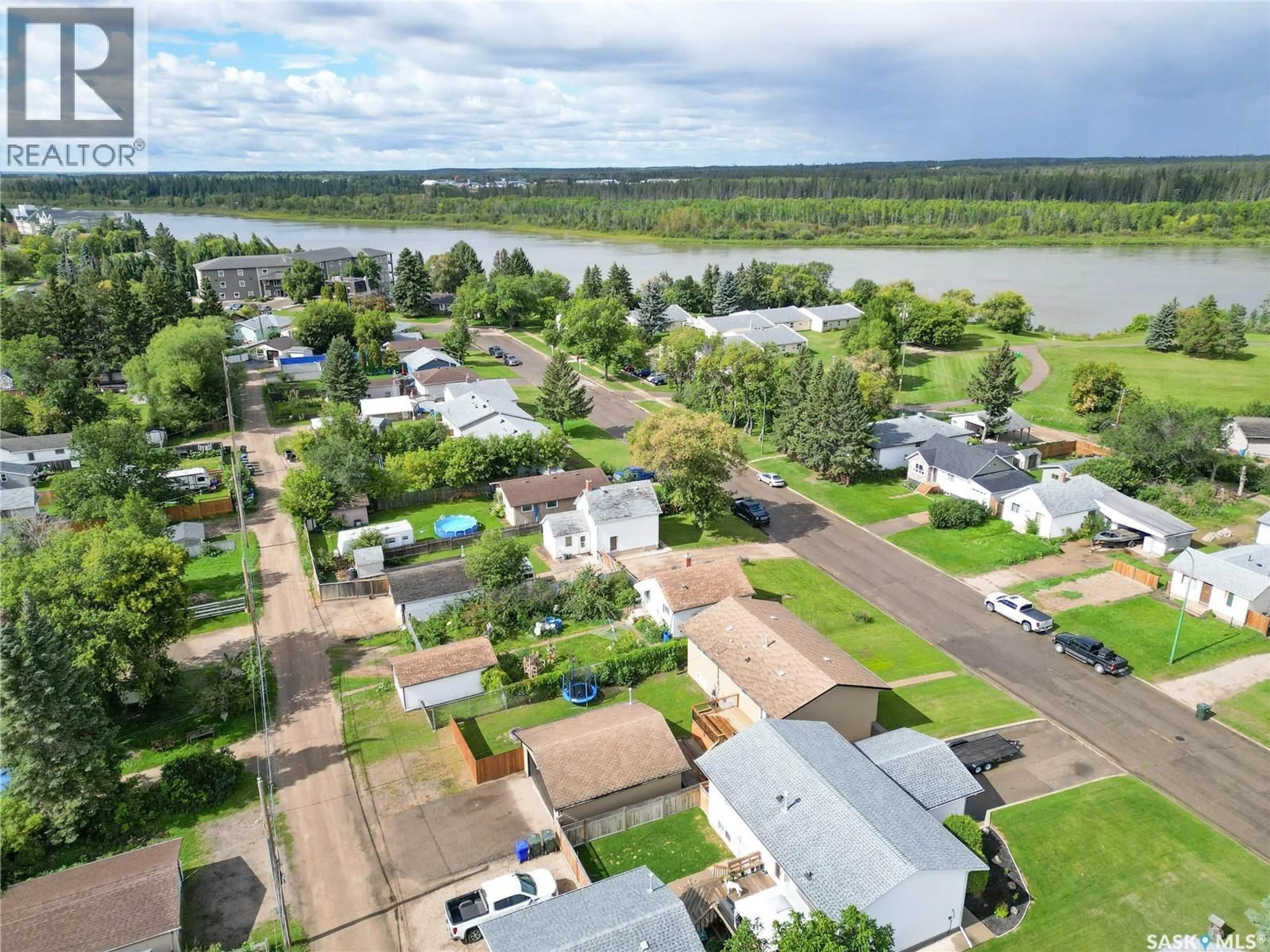 A pic from outside/outdoor area/front of a property/back of a property/a pic from drone, water/lake/river/ocean view for 755 3RD STREET, Prince Albert Saskatchewan S6V0H7