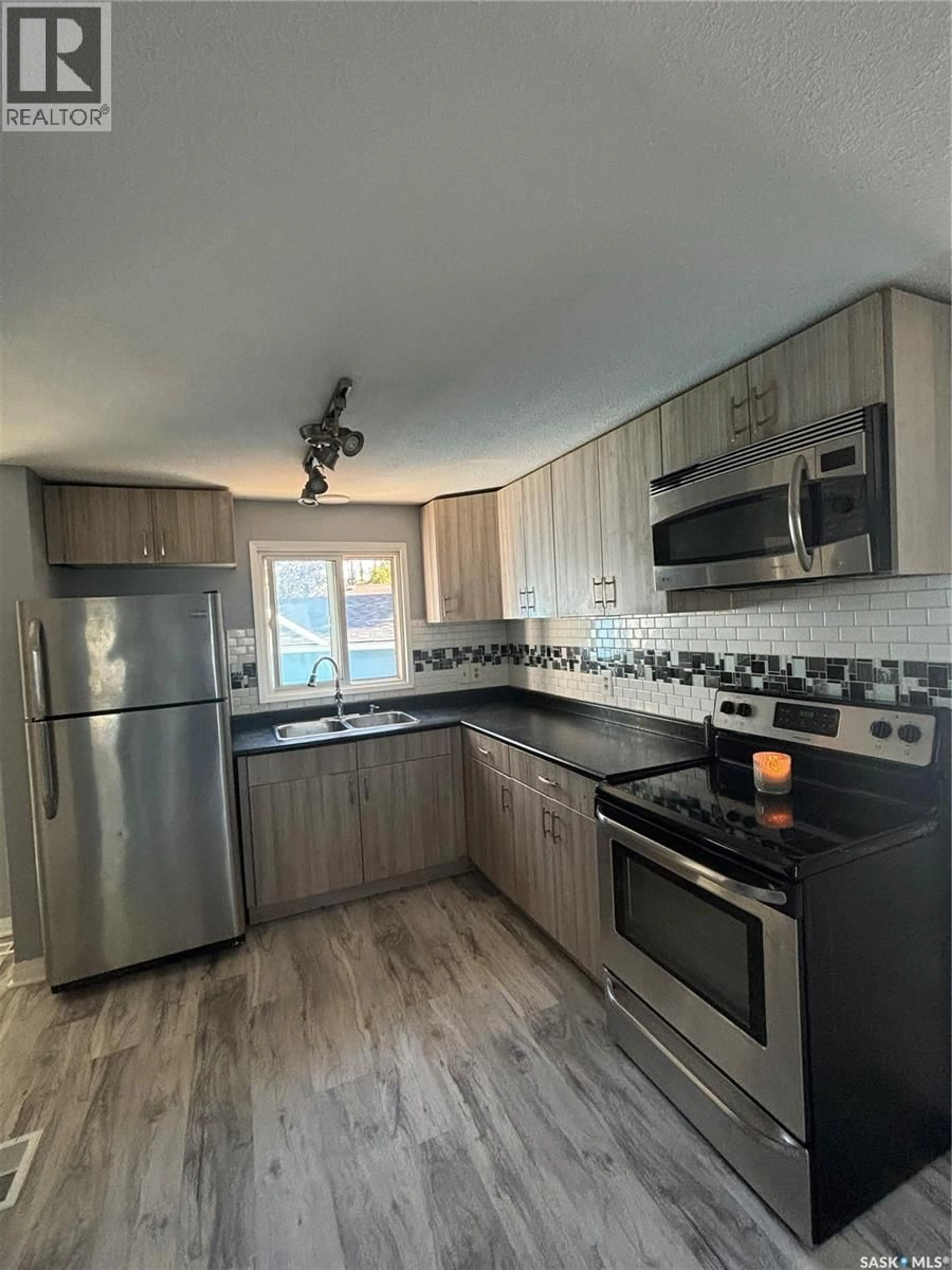 Standard kitchen, unknown for 6 4TH AVENUE, Allan Saskatchewan S0K0C0