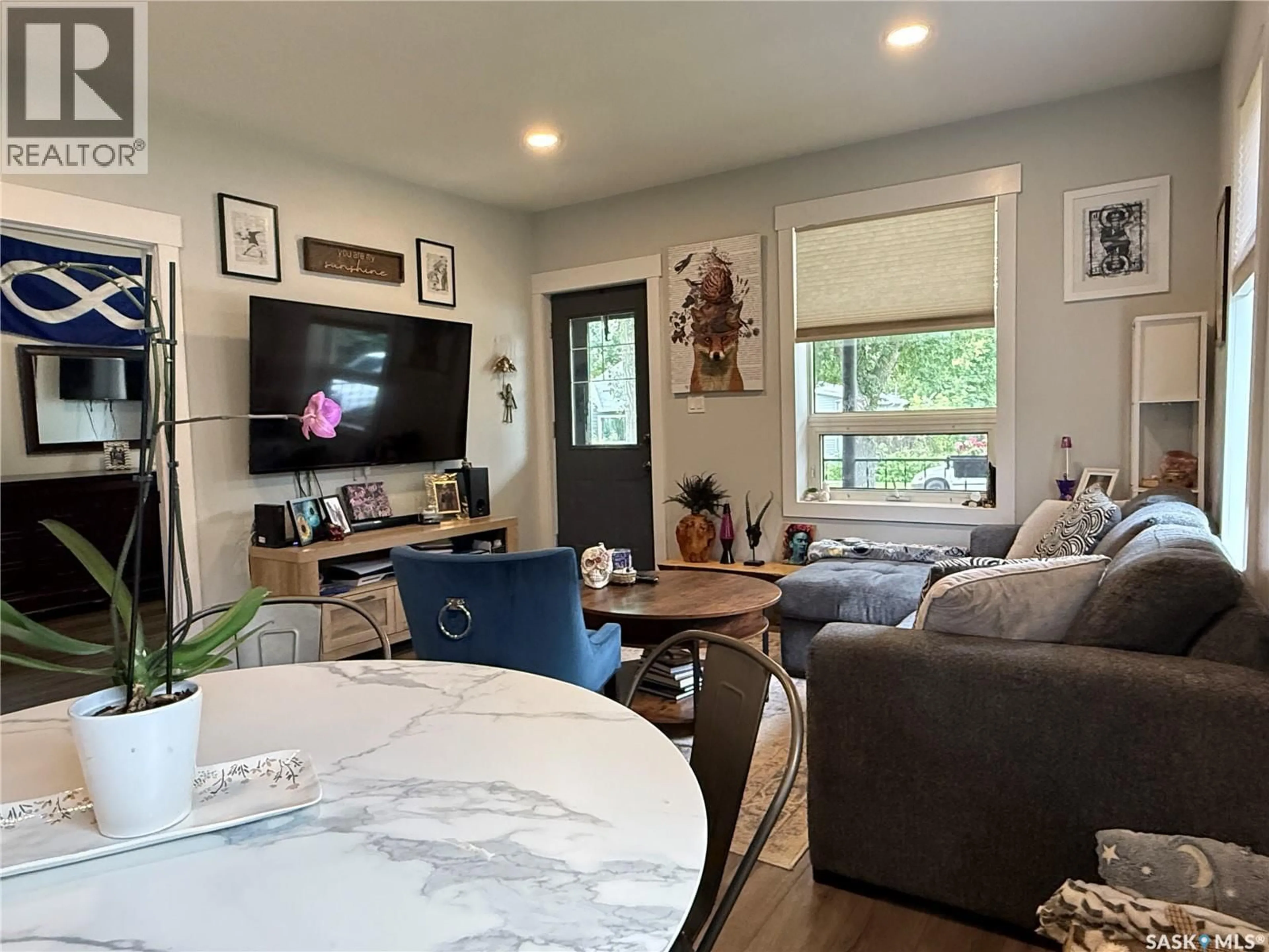Living room with furniture, unknown for 322 5TH AVENUE, Melville Saskatchewan S0A2P0