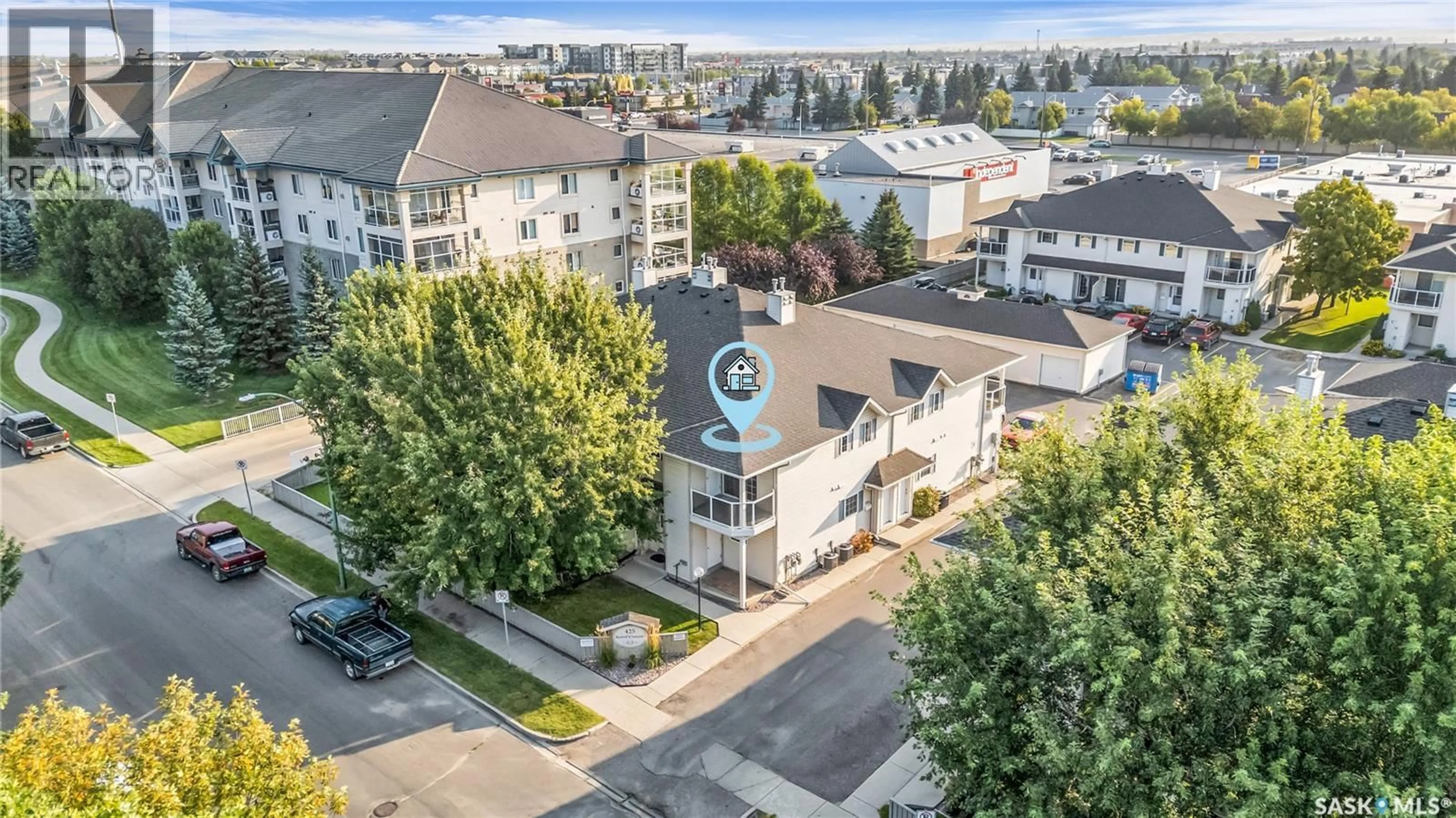 A pic from outside/outdoor area/front of a property/back of a property/a pic from drone, city buildings view from balcony for 425A - 204 KEEVIL CRESCENT, Saskatoon Saskatchewan S7N4R9