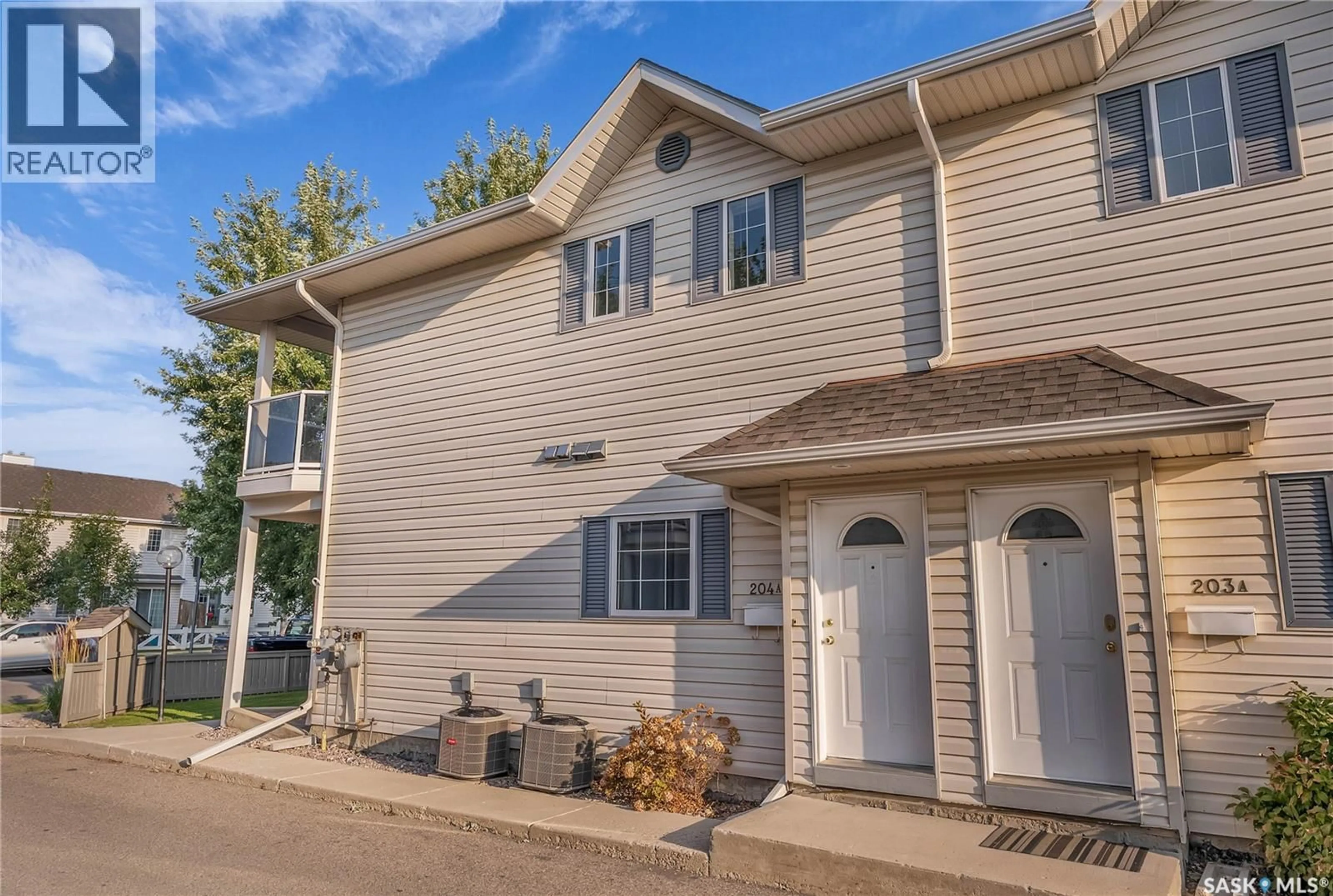 Home with vinyl exterior material, street for 425A - 204 KEEVIL CRESCENT, Saskatoon Saskatchewan S7N4R9